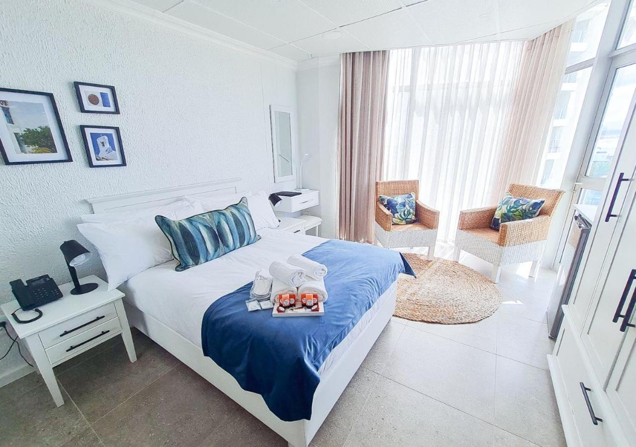 Deluxe Double Room with Balcony and Sea View