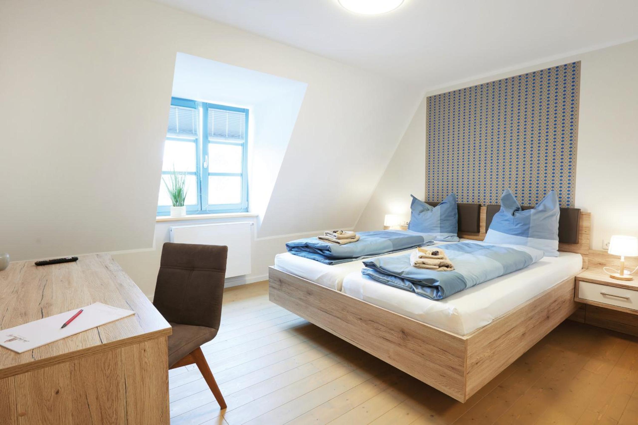 Double Room with Extra Bed photo 1