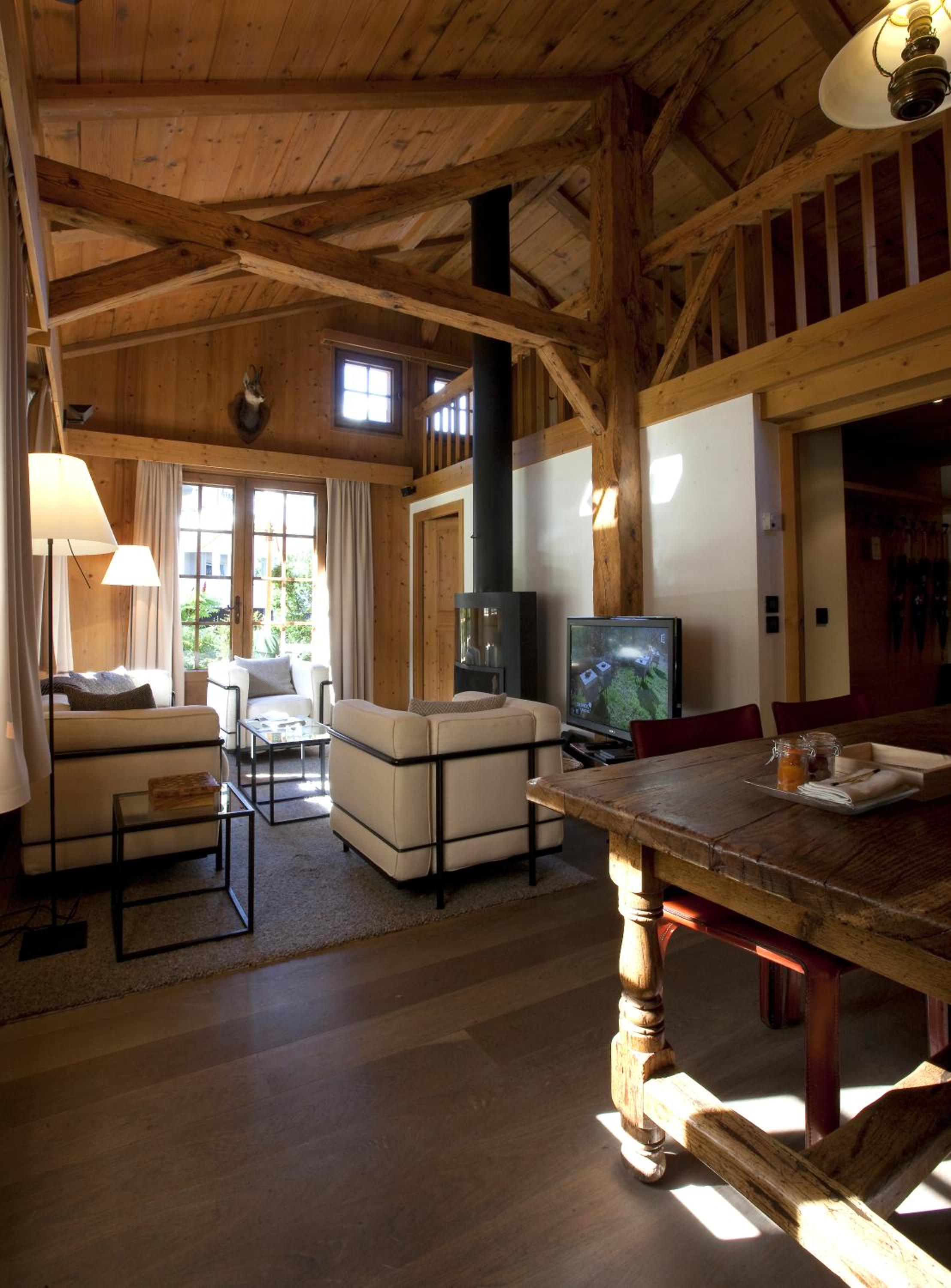 Chalet photo