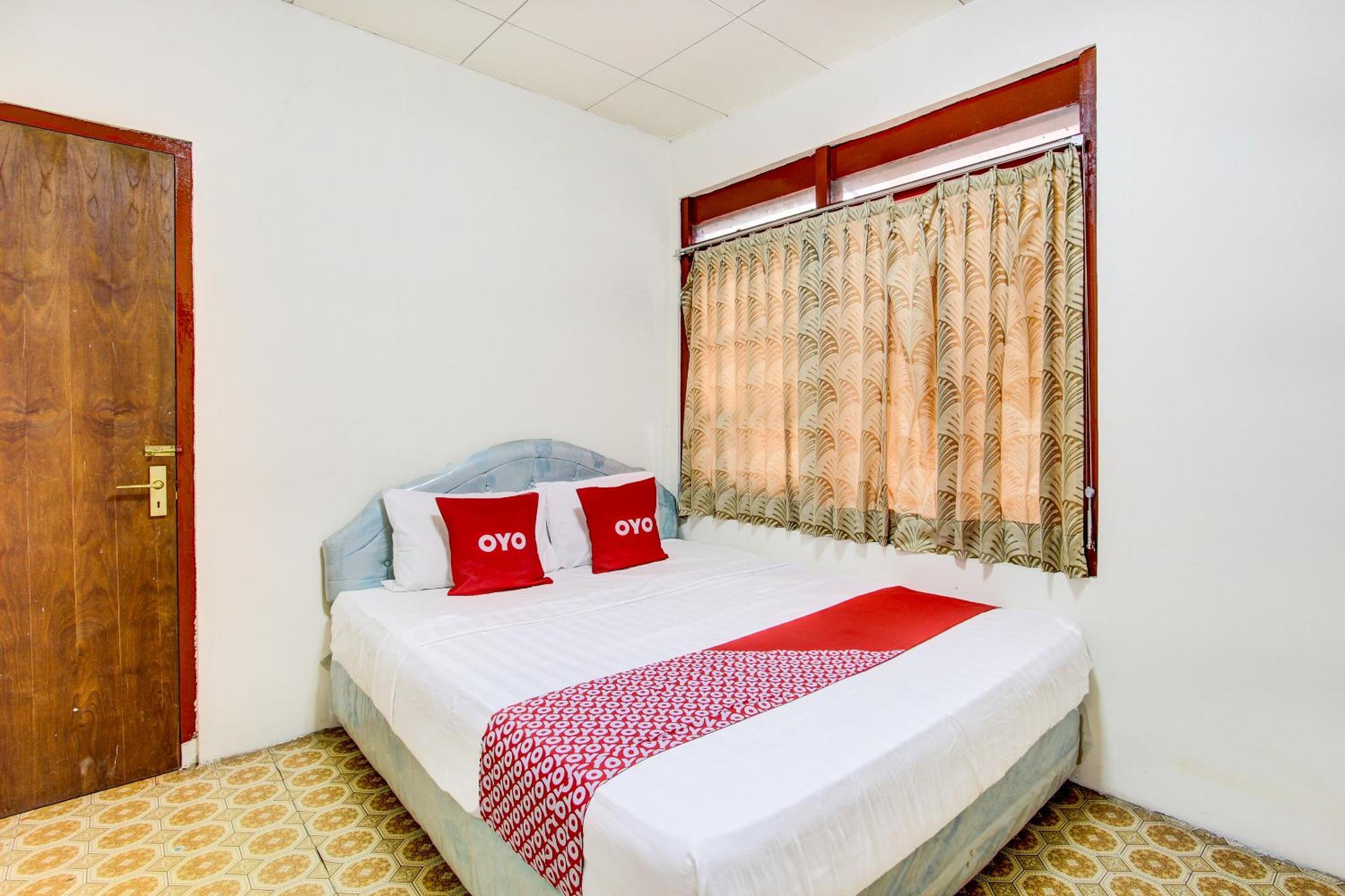 Economy Double Room - Photo 1