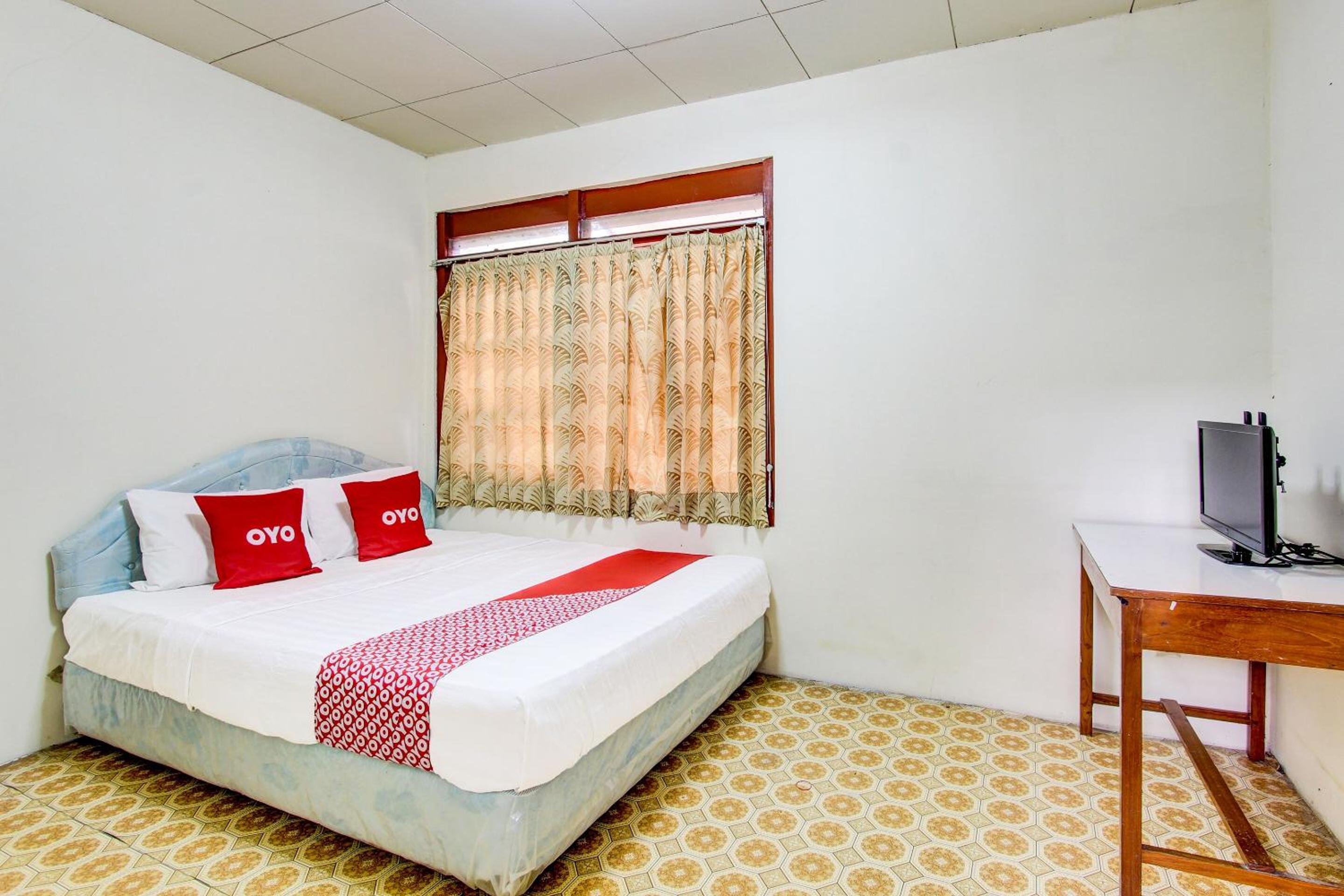 Economy Double Room - Photo 3
