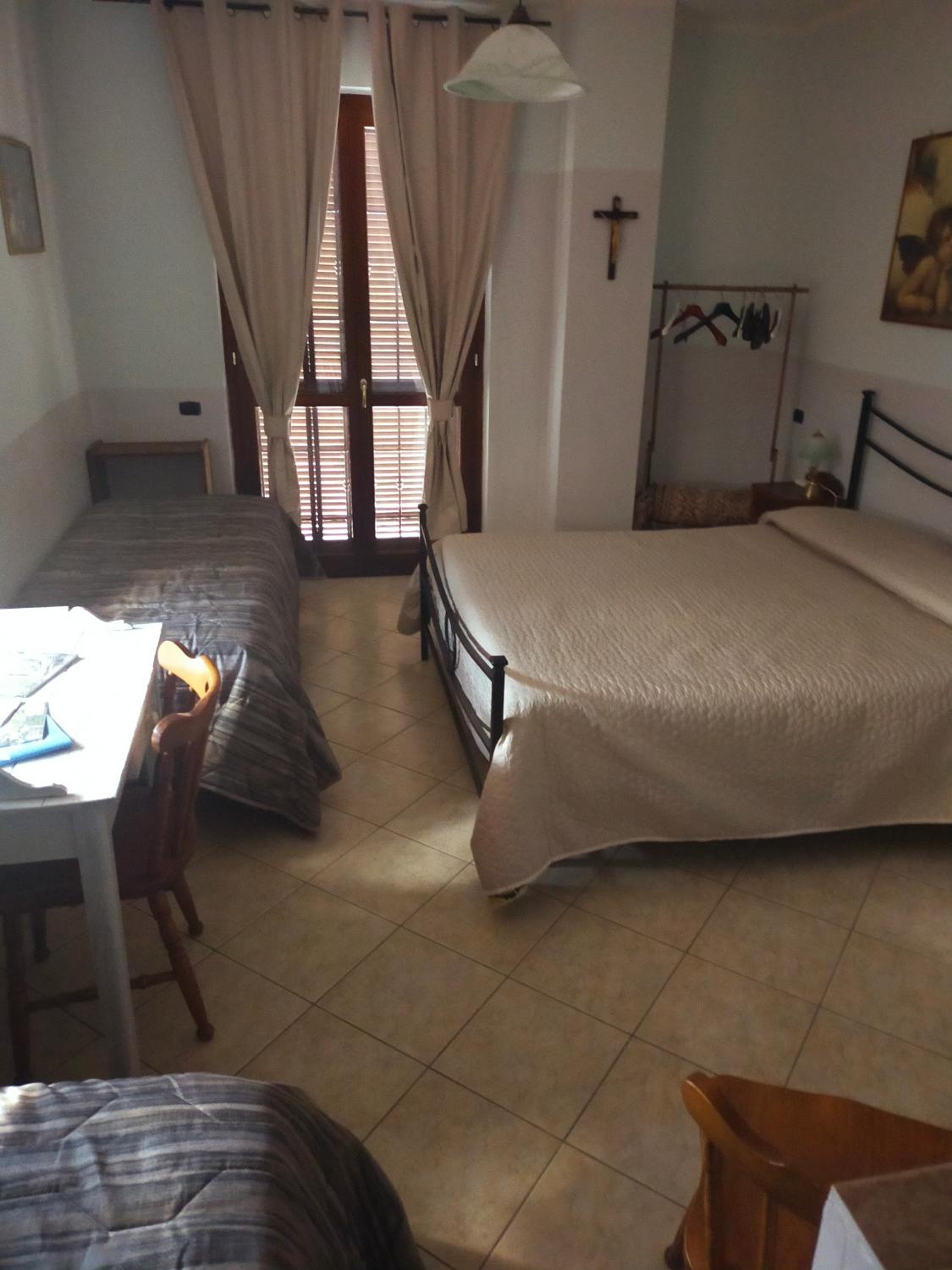 Family Room with Private Bathroom photo 1