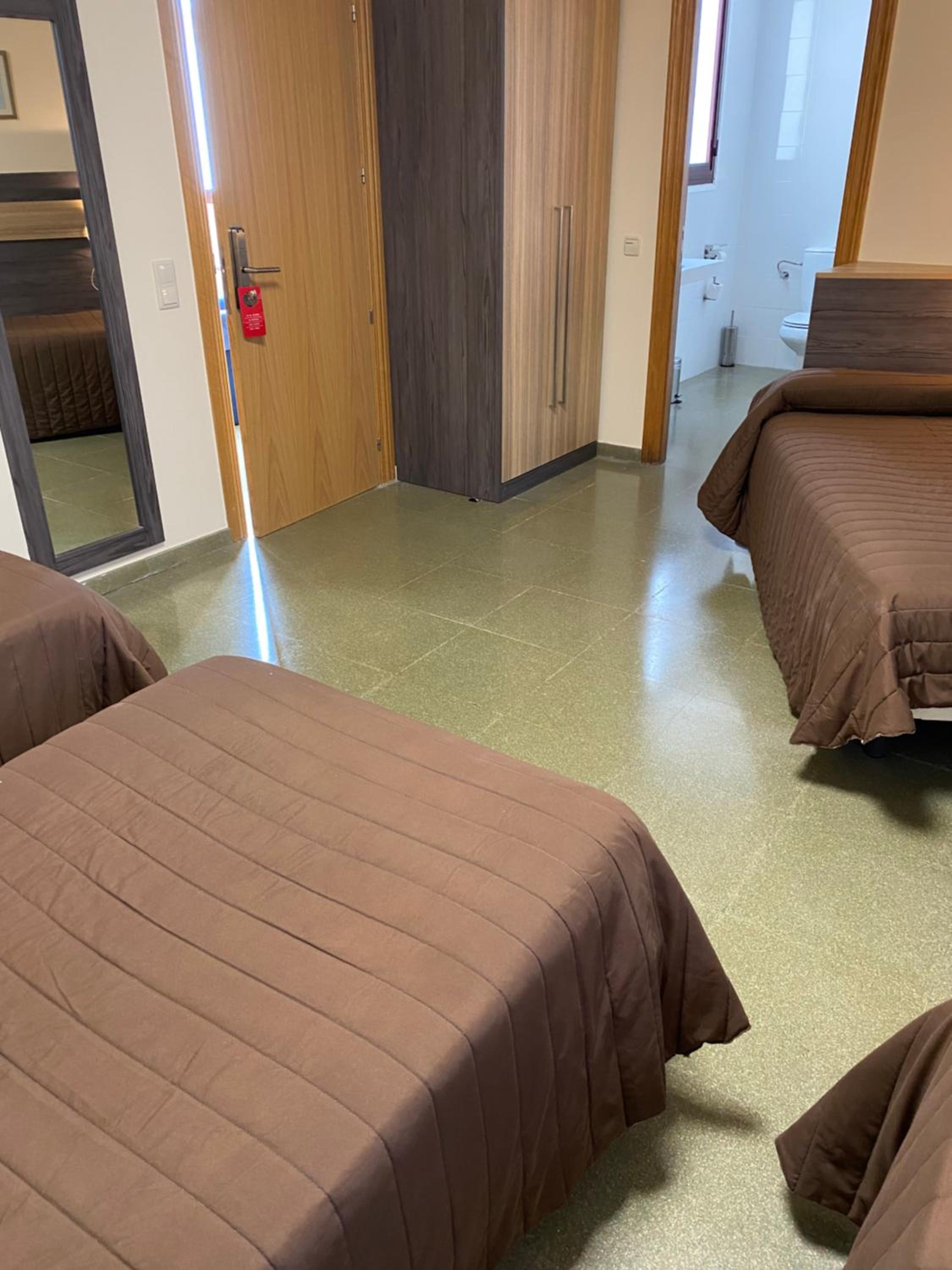 Classic Quadruple Room - Photo 1