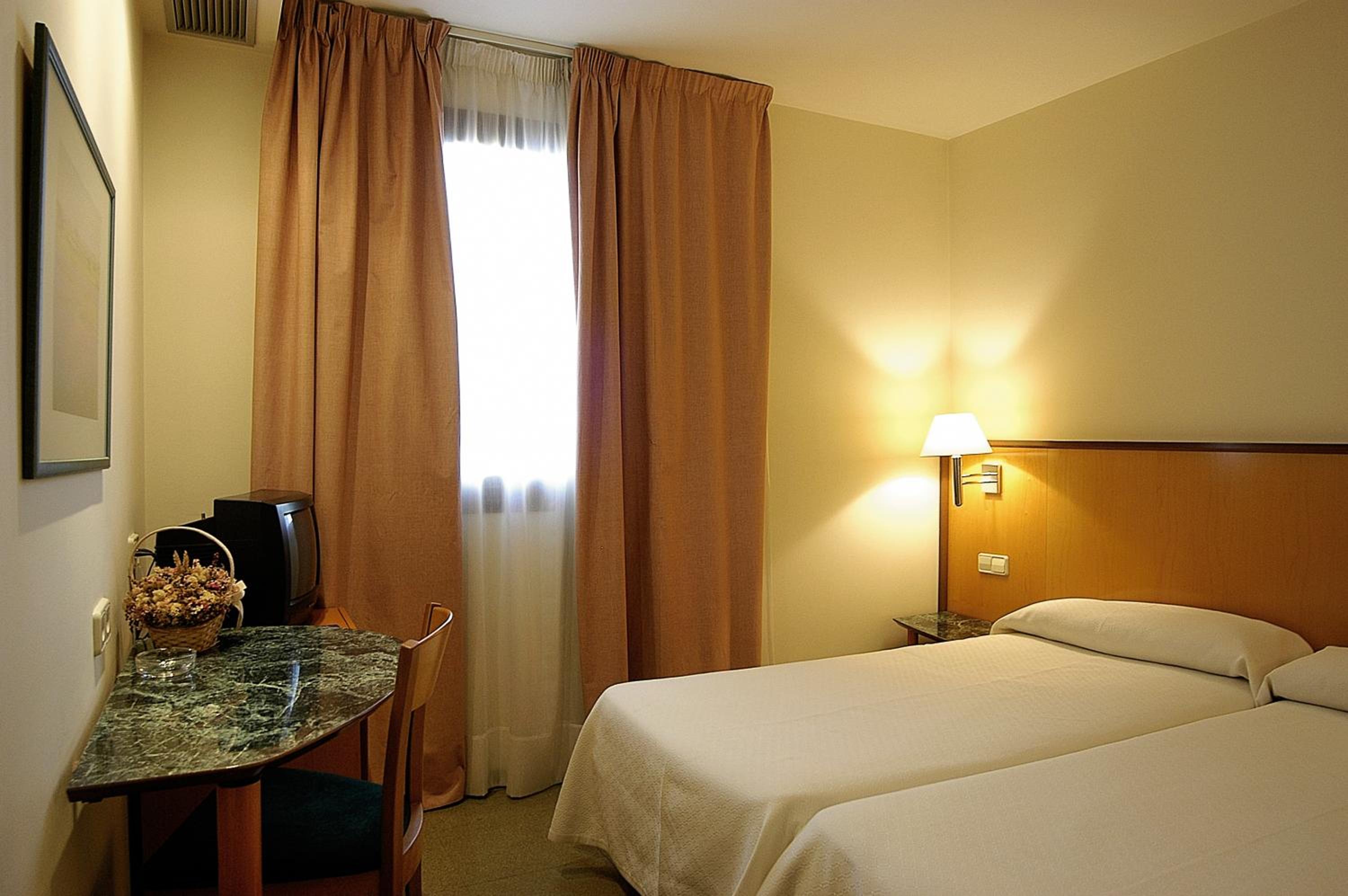 Habitación Doble o con Dos Camas