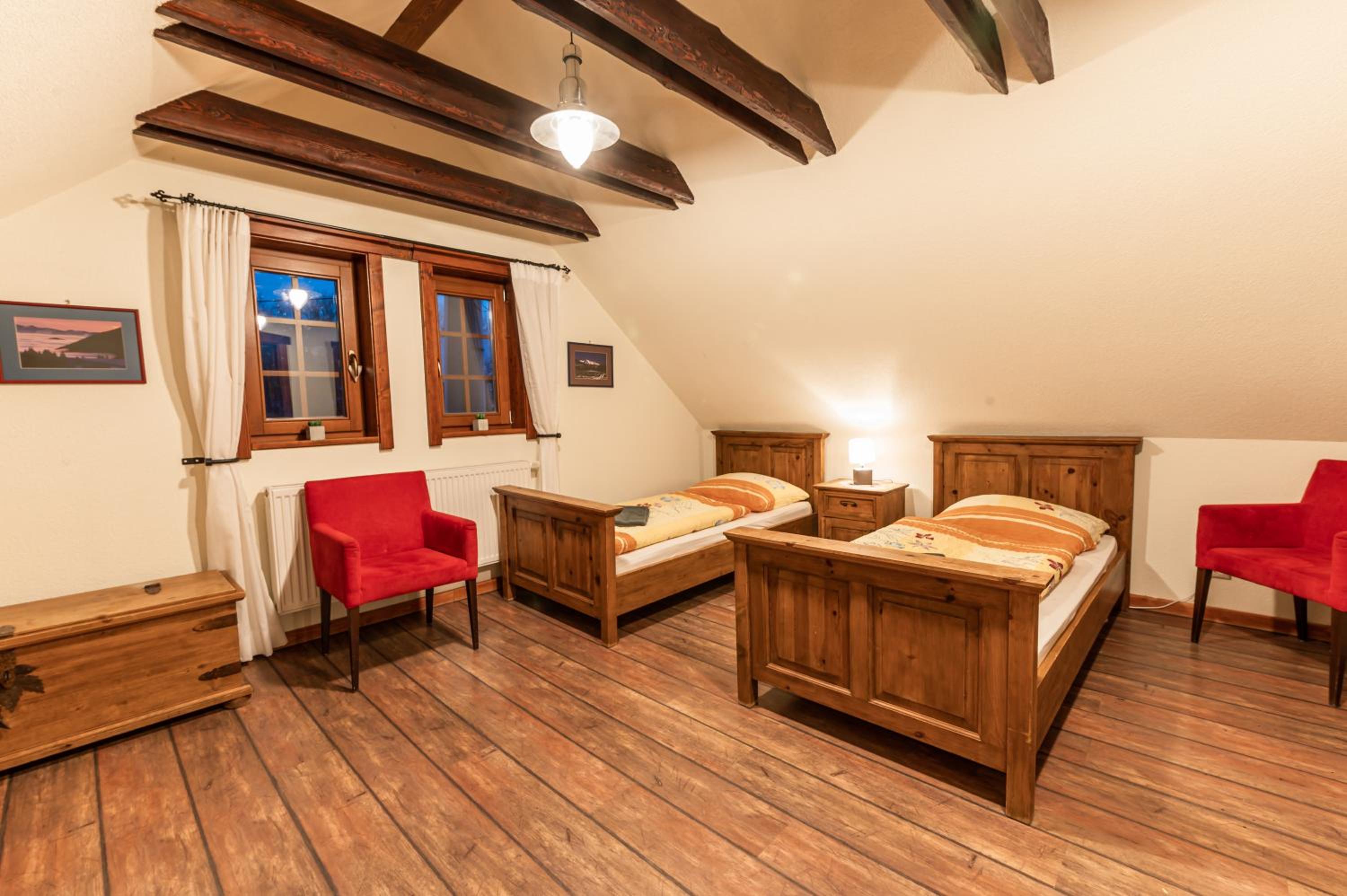 Twin Room - Photo 4