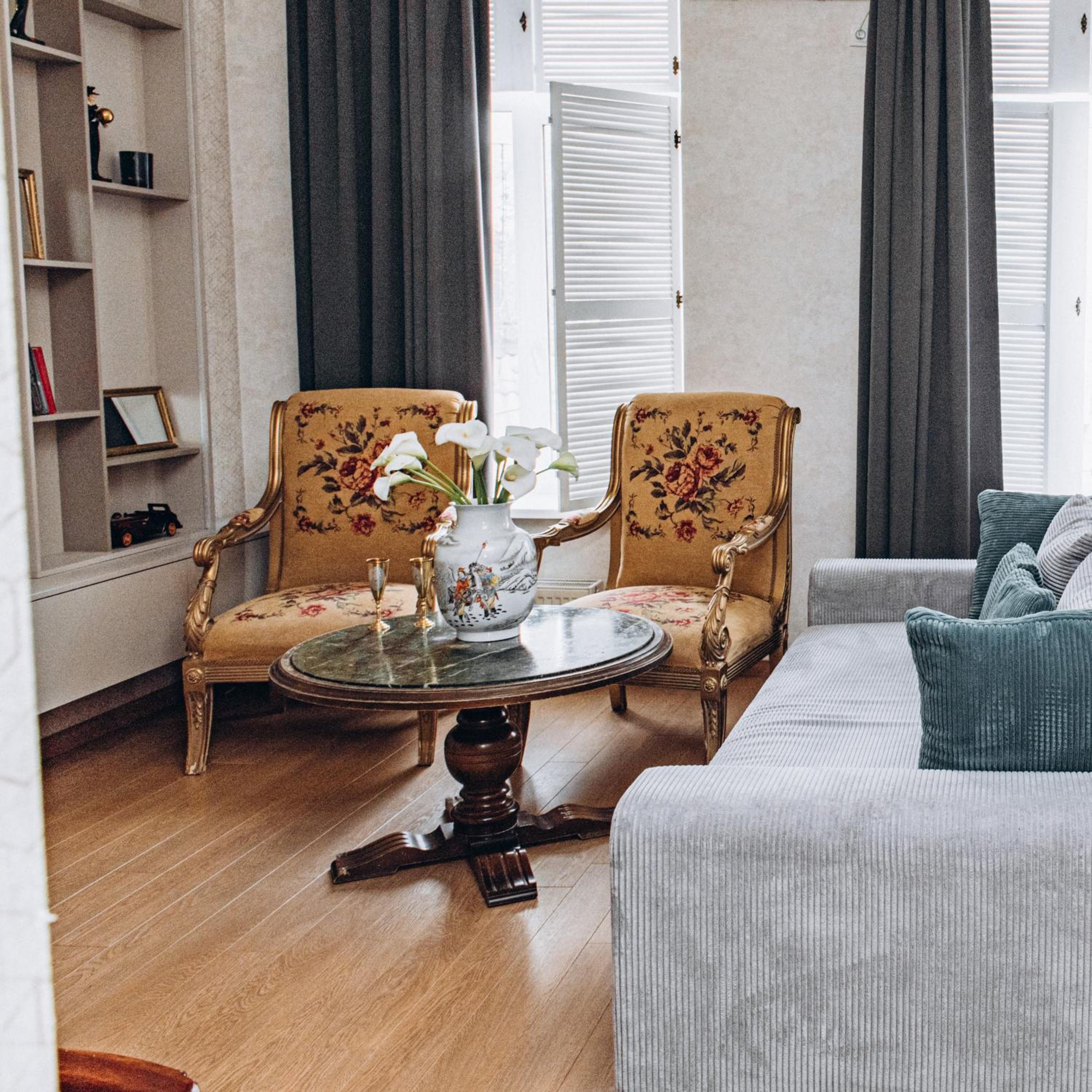 Studio Apartment photo 1