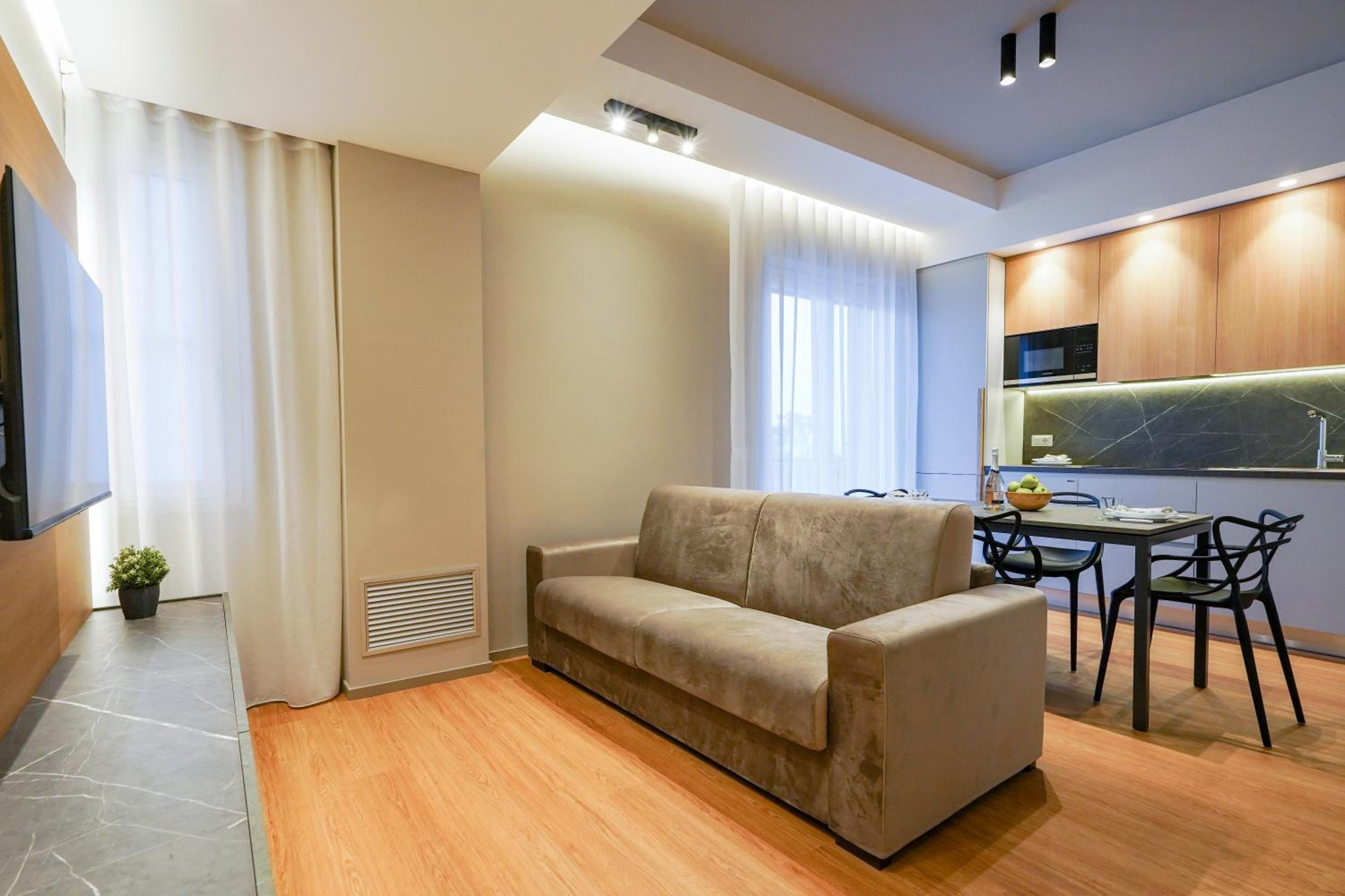 One-Bedroom Apartment