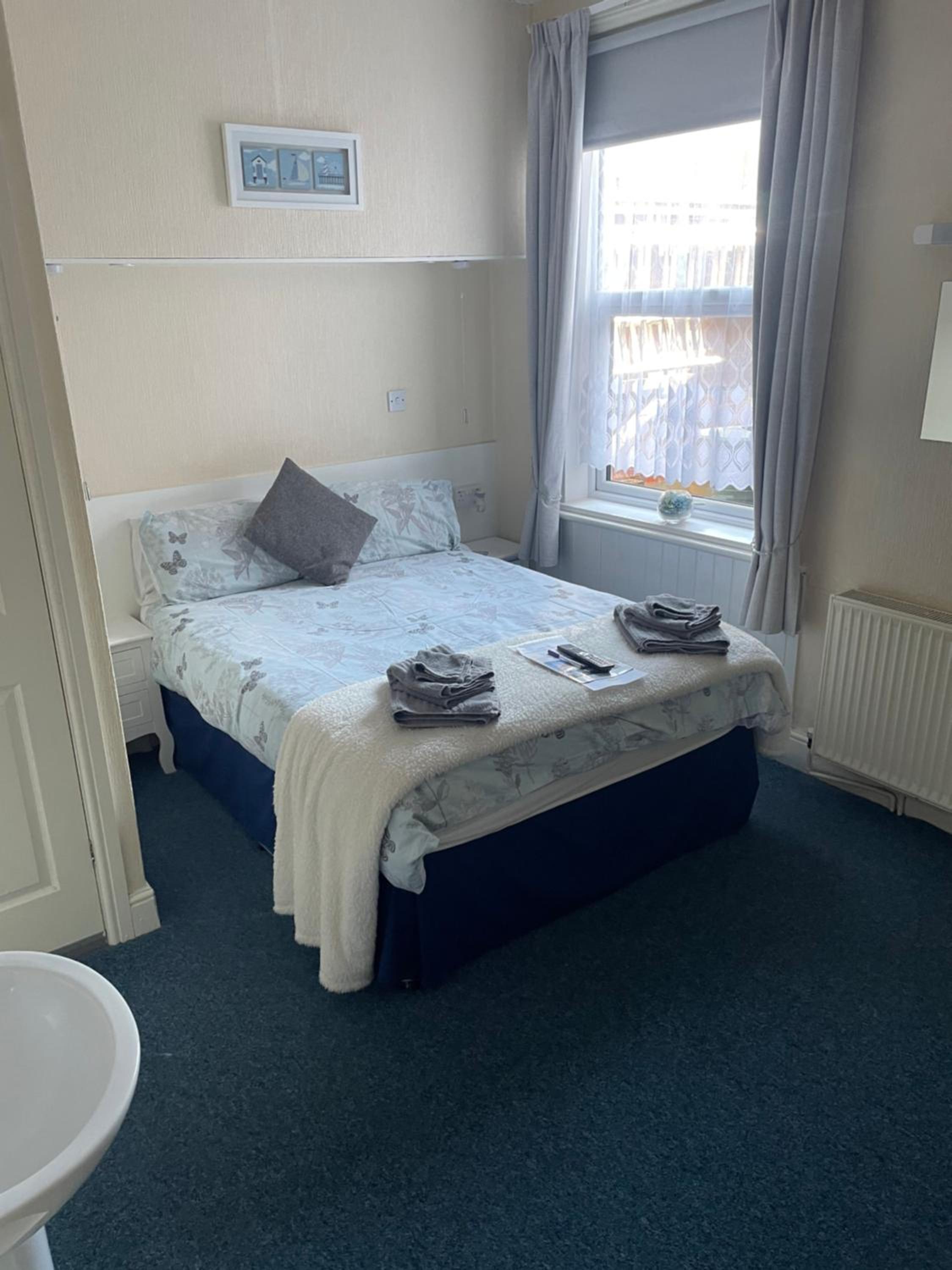 Budget Double Room photo 1