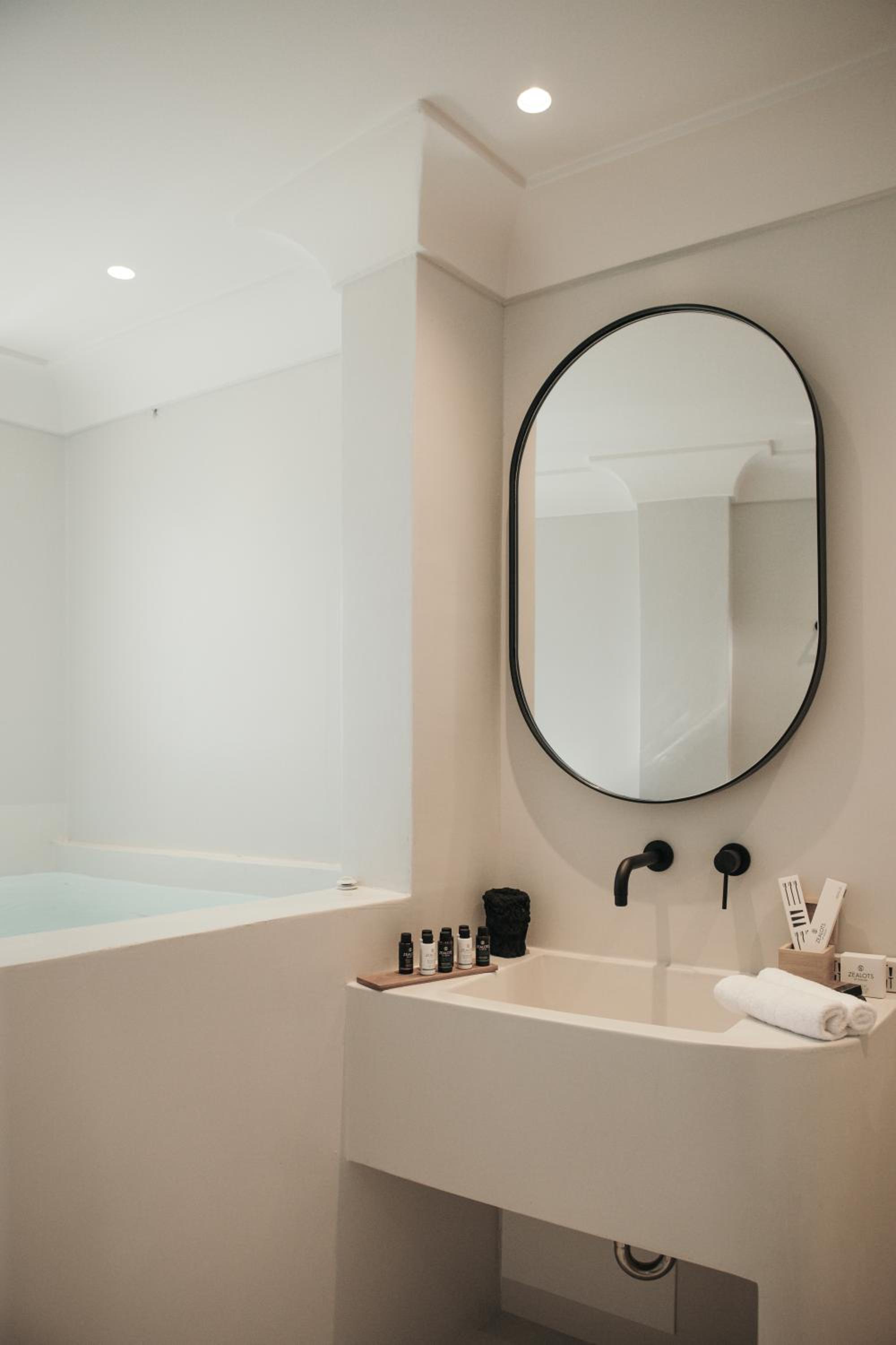 Standard Suite with Indoor Jetted Tub - Photo 10