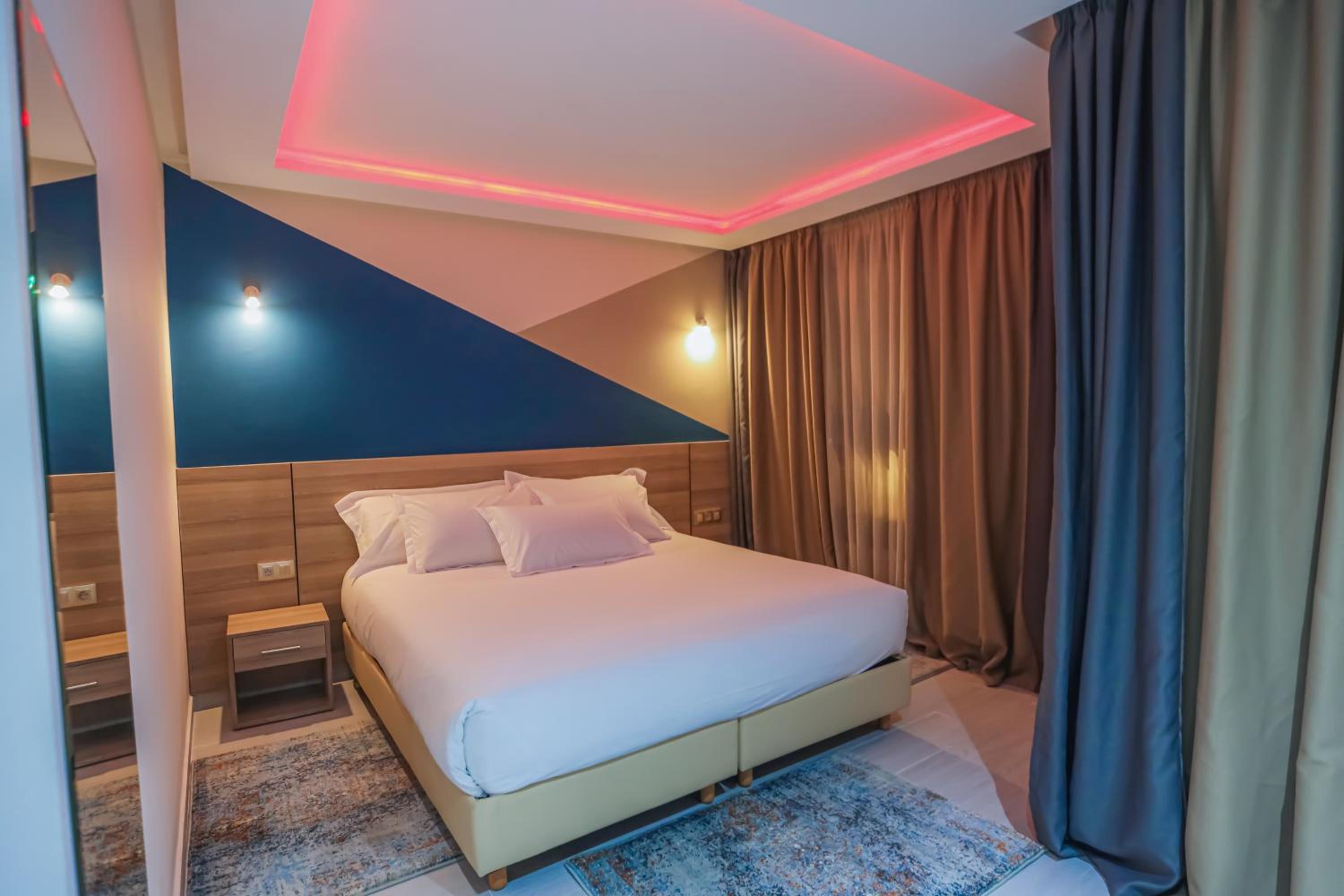 Superior Double or Twin Room with Terrace