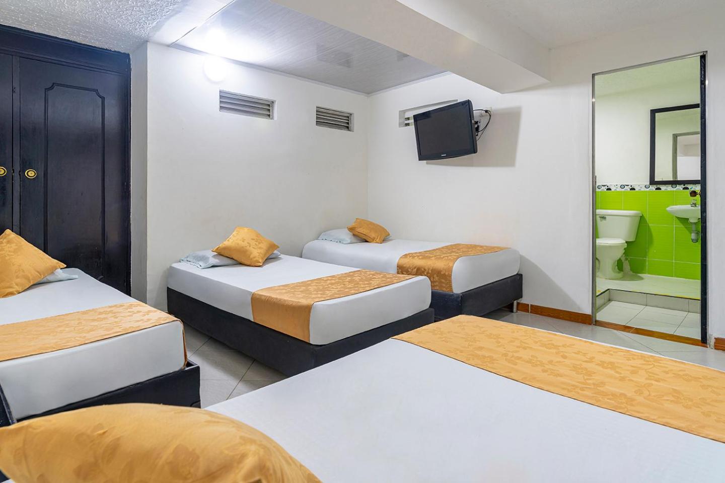 Standard Quadruple Room