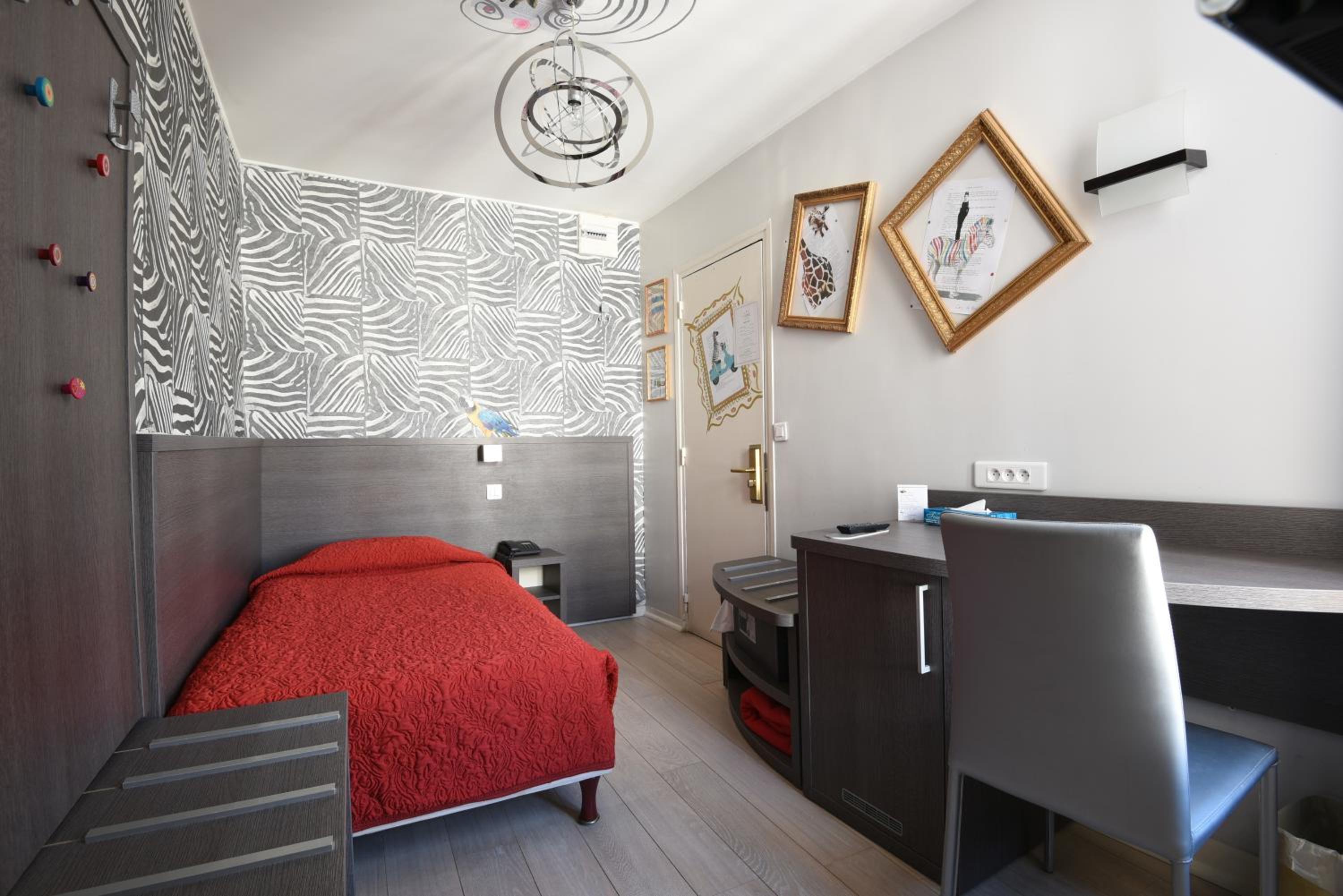 Single Room photo 3