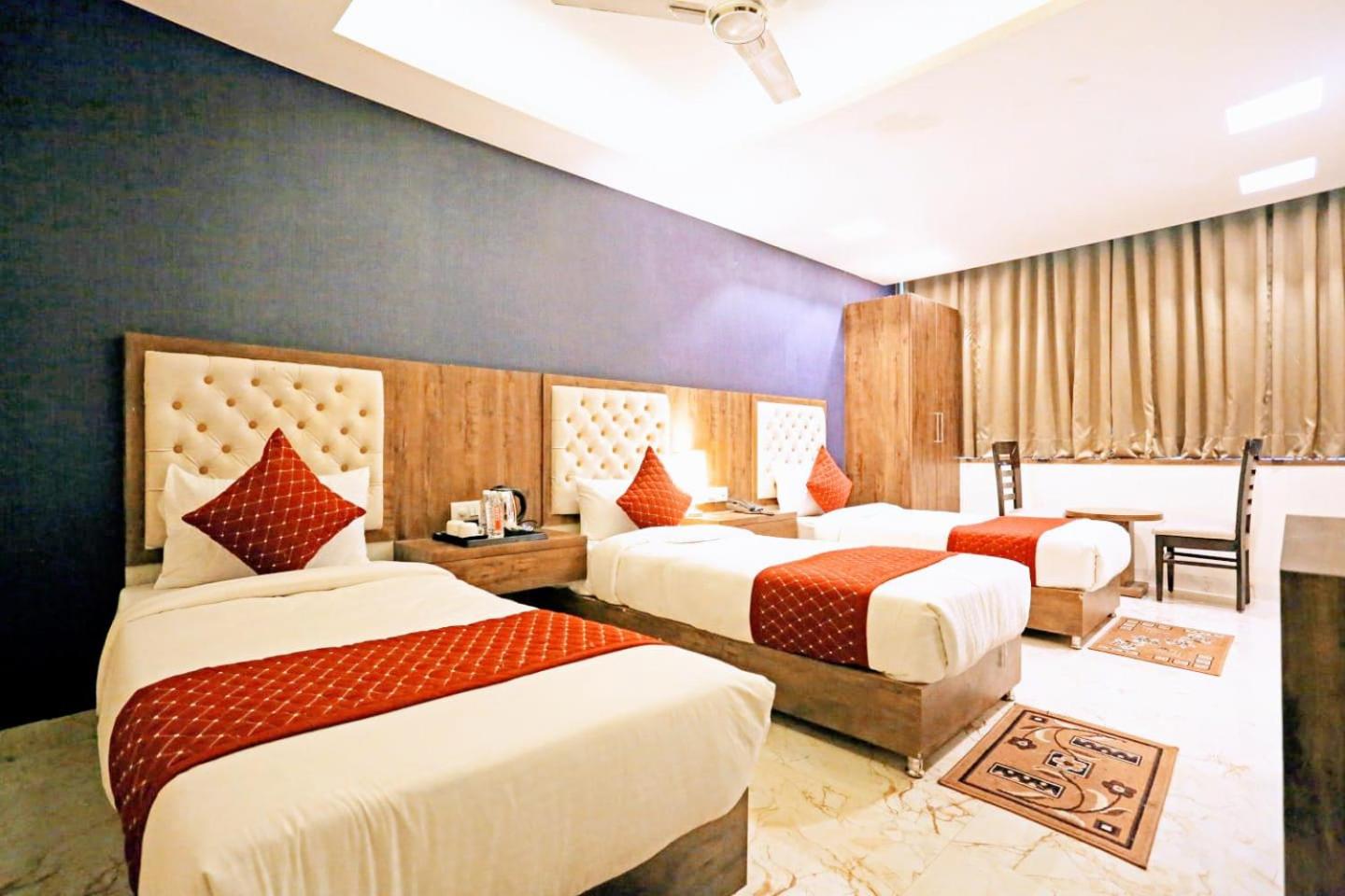 Classic Triple Room - Photo 1