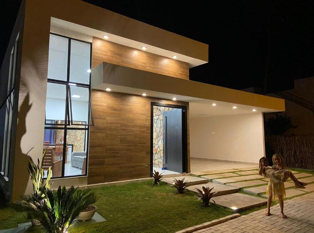 Three-Bedroom House photo 2