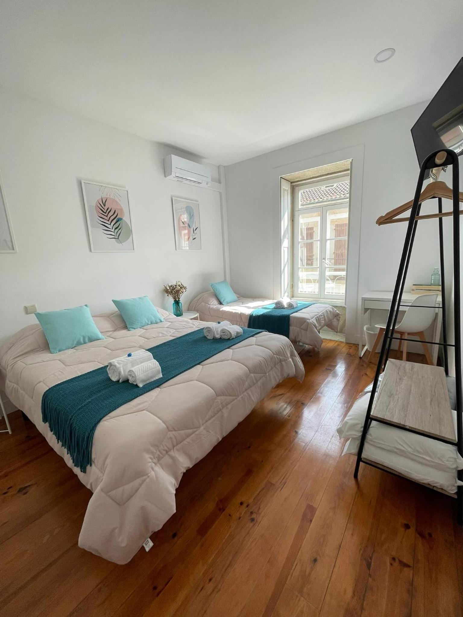 Double Room with Extra Bed photo 3