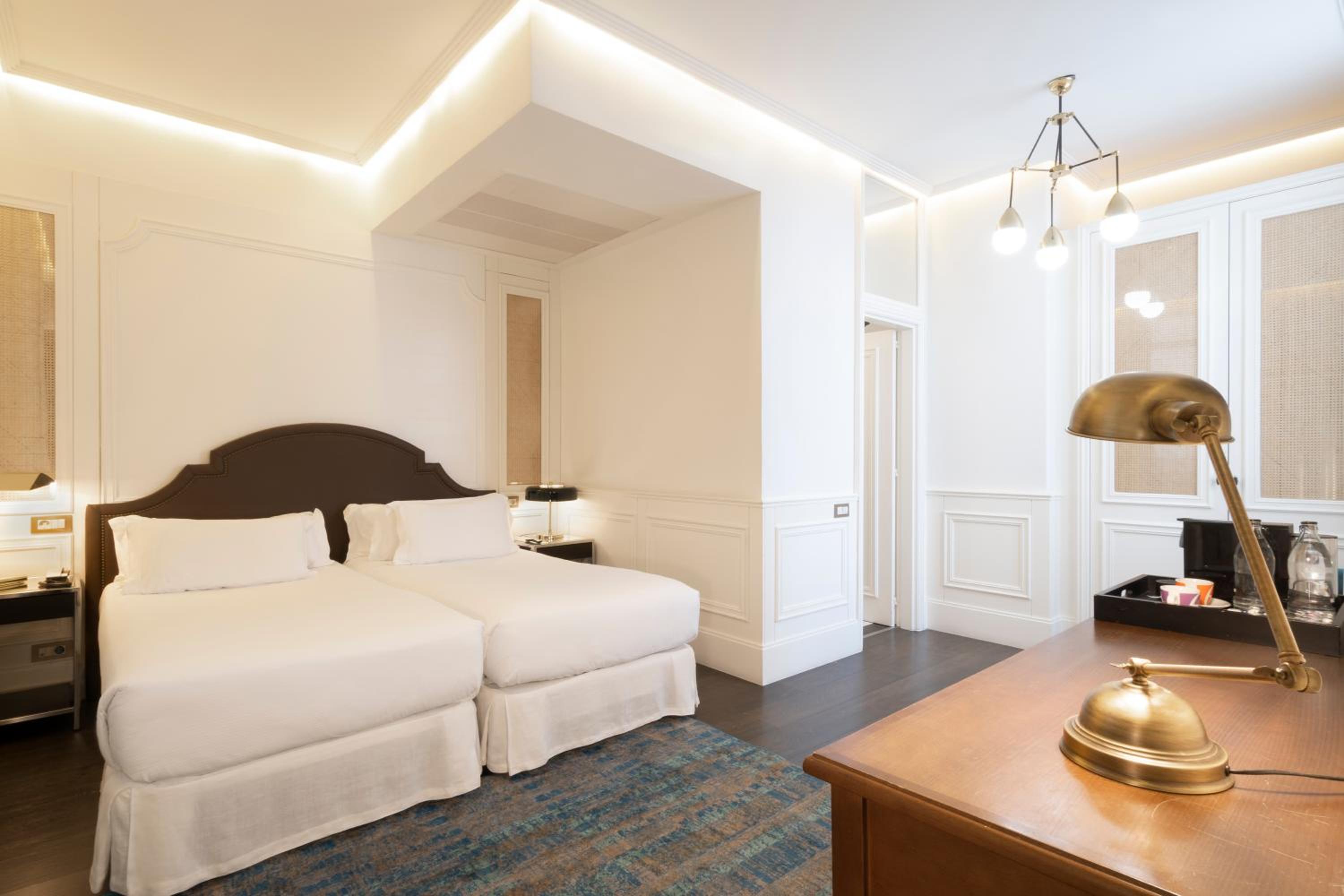 Deluxe Double Room with Terrace - Photo 6