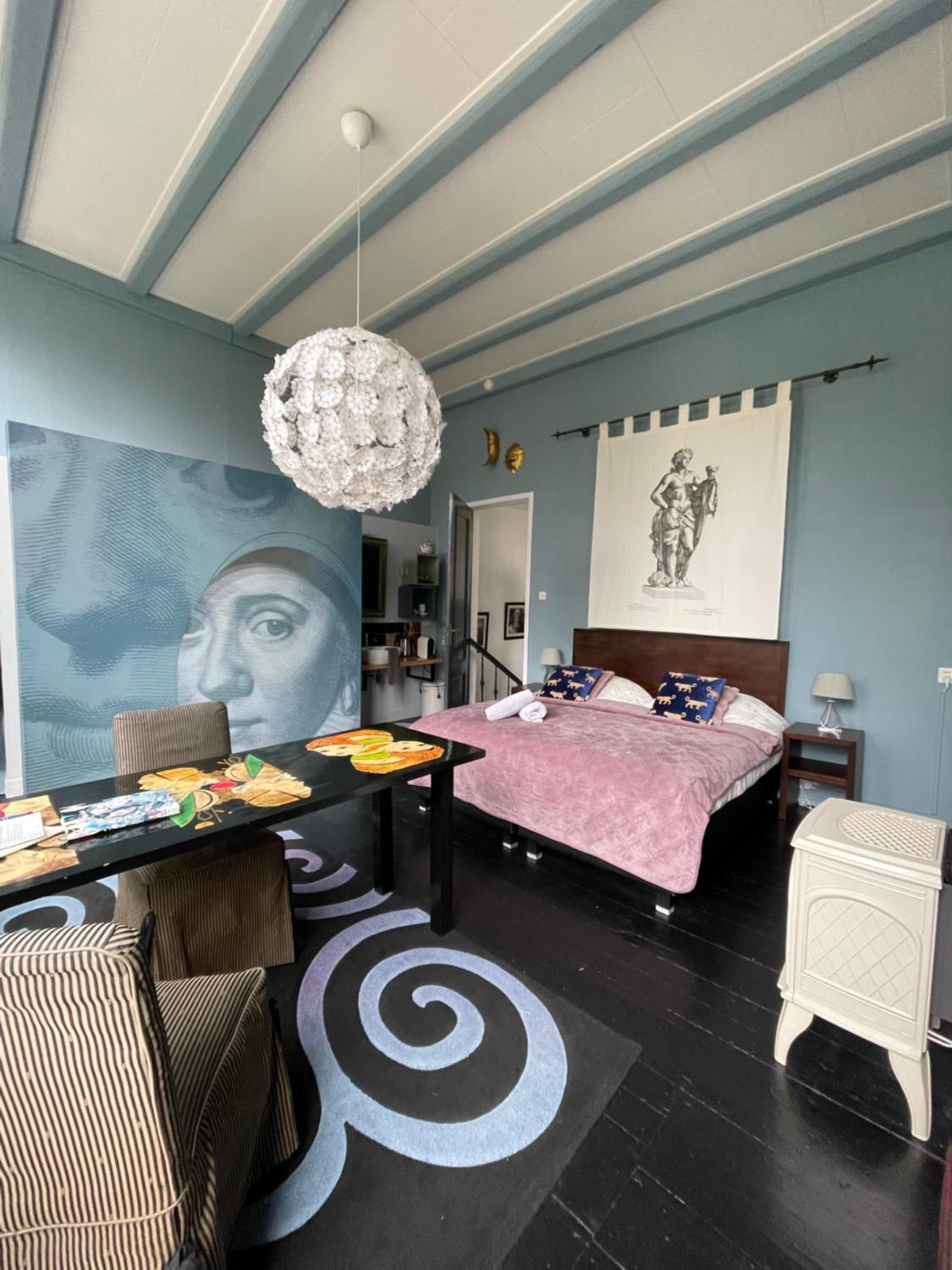Large Twin Room - Photo 20