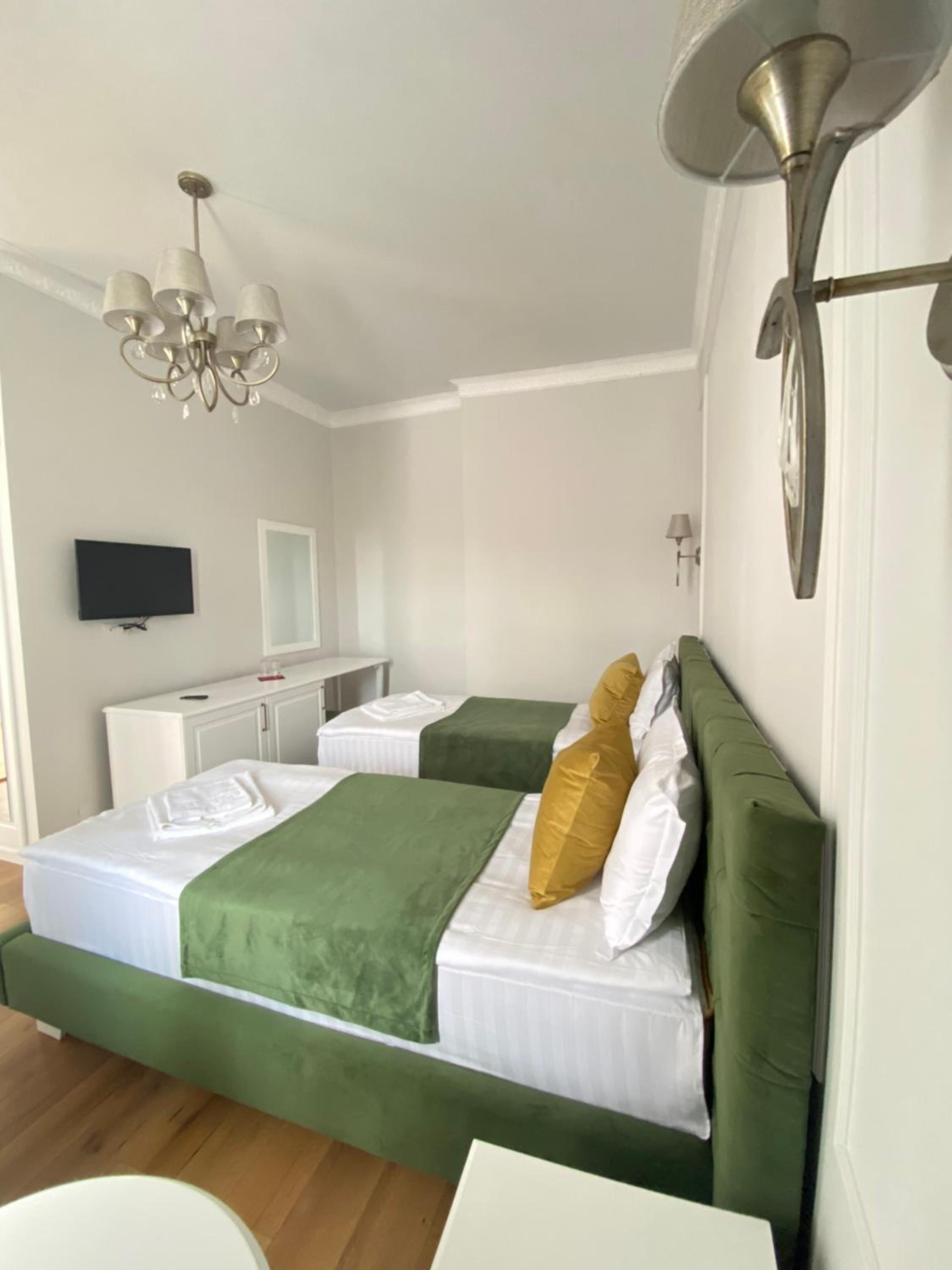 Standard Twin Room photo 3