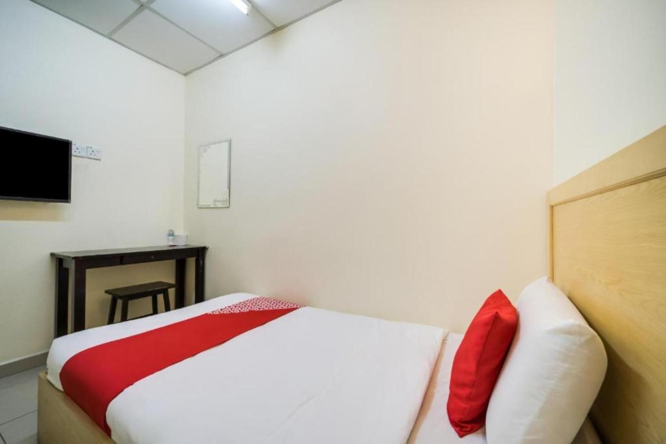 Standard Single Room - Photo 3