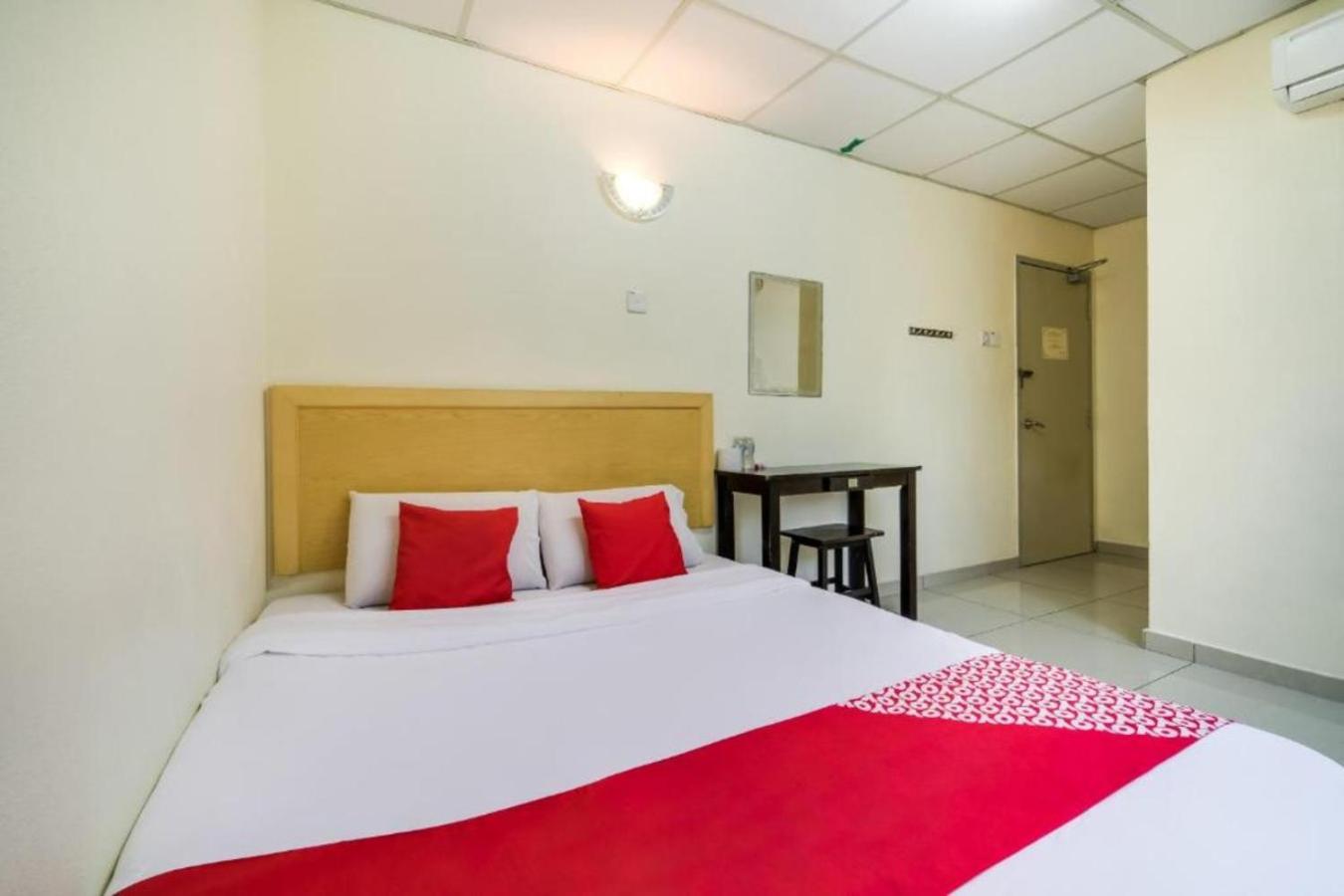 Standard Double Room - Photo 1