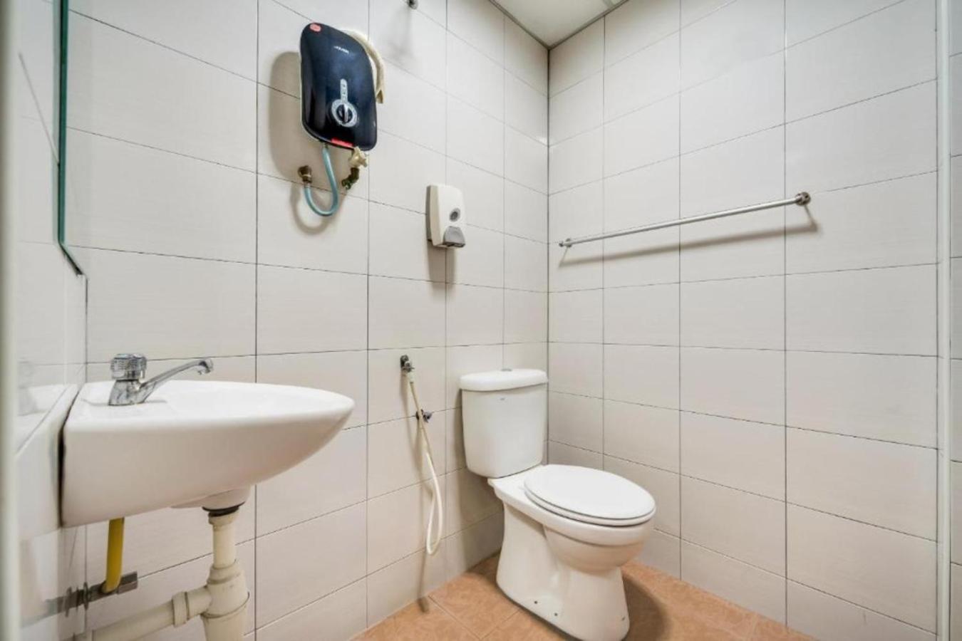 Standard Double Room - Photo 4