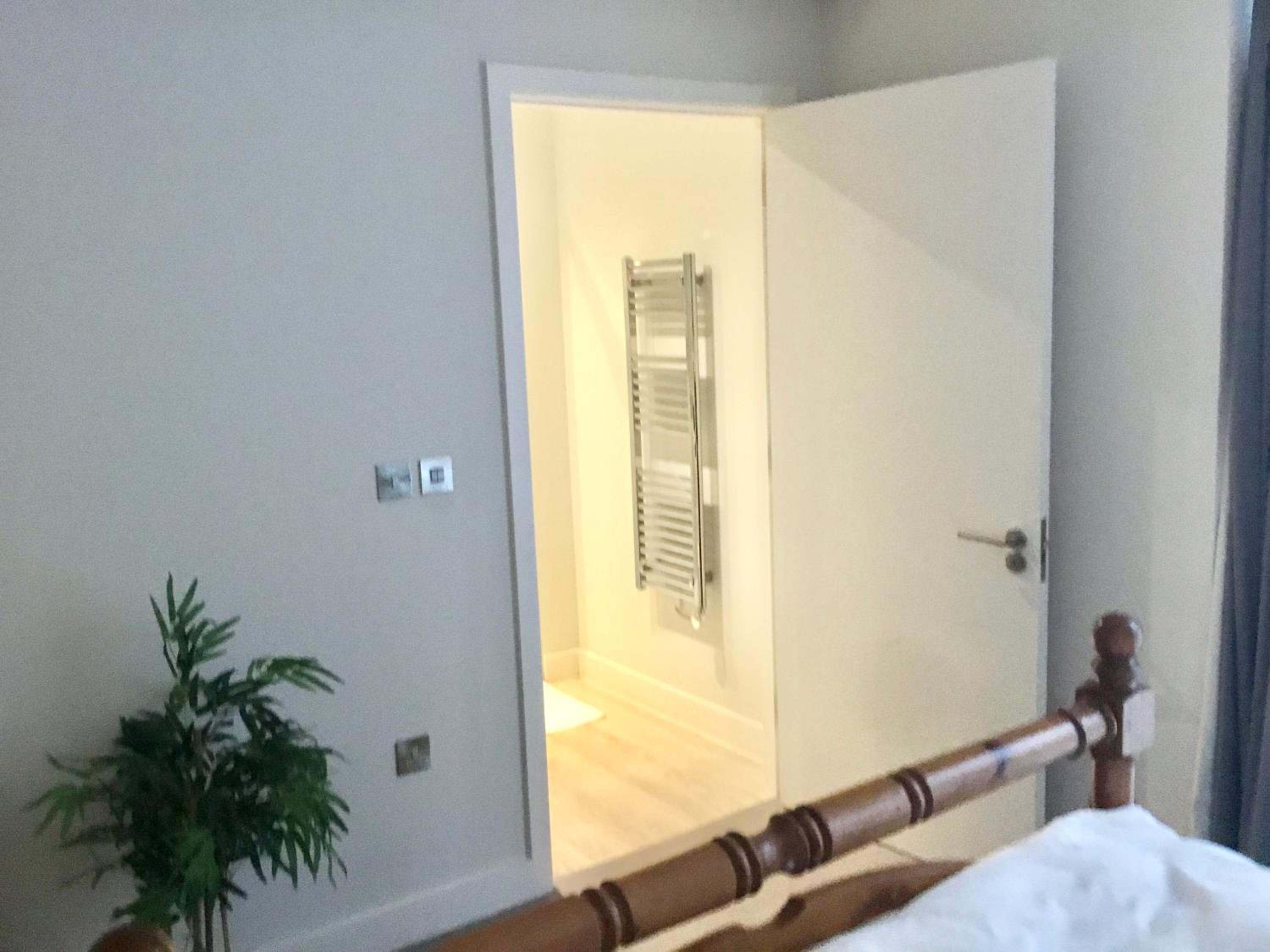 Deluxe Double Room with Shower photo 3