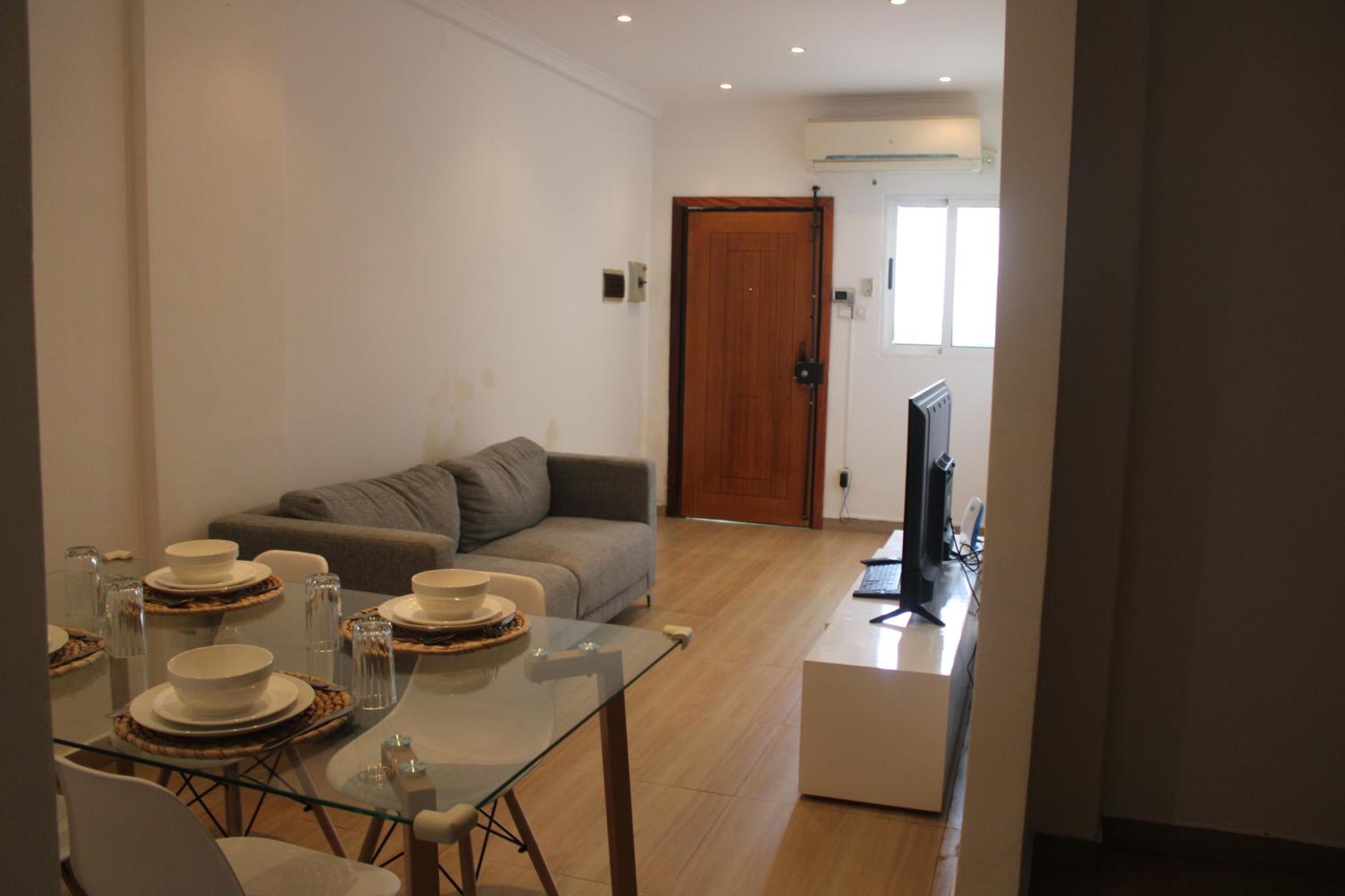 One-Bedroom Apartment photo 2