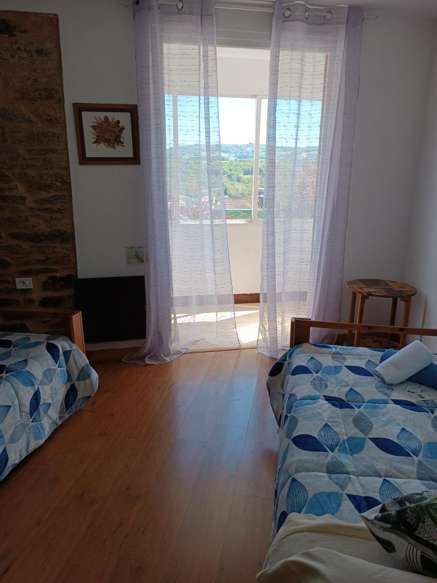 Double Room with Private Bathroom - Photo 4
