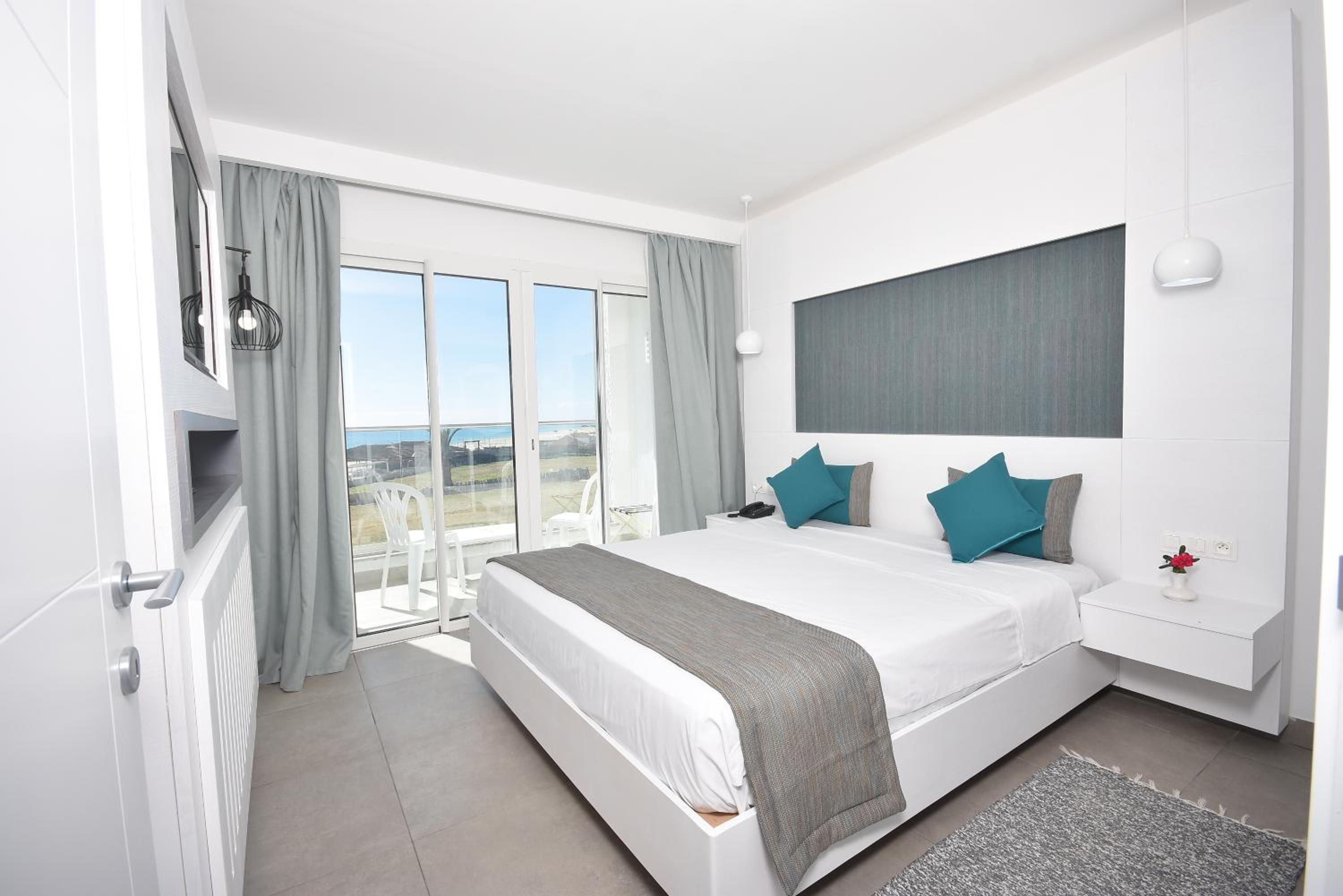 Junior Suite with Garden View photo 3
