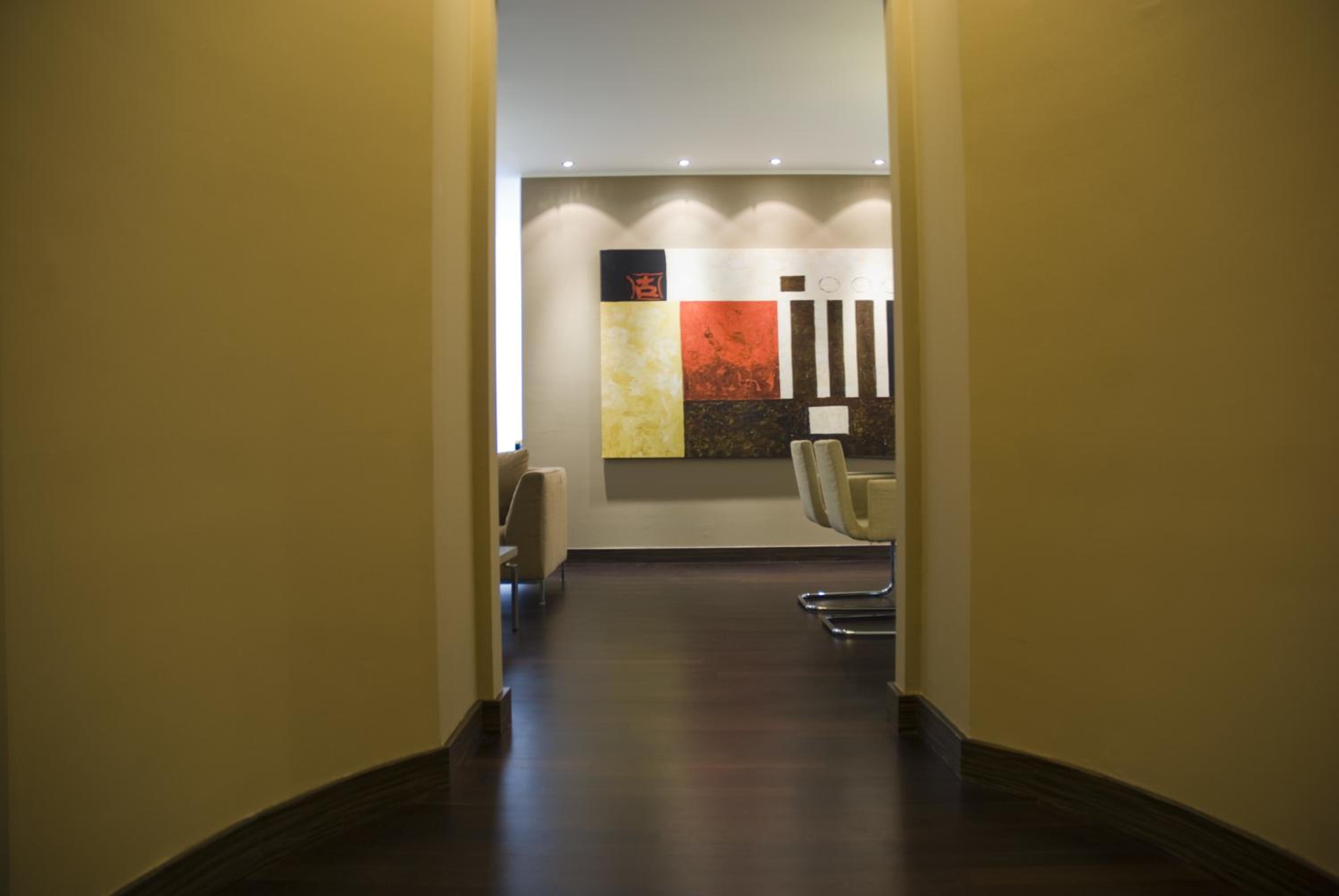 Suite - Photo 5