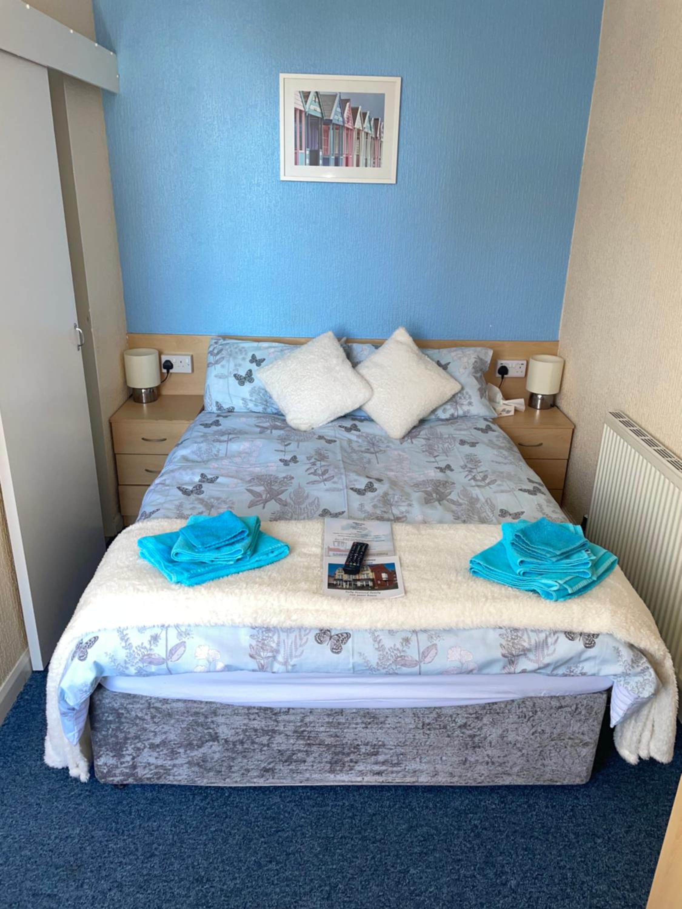 Budget Double Room photo 3