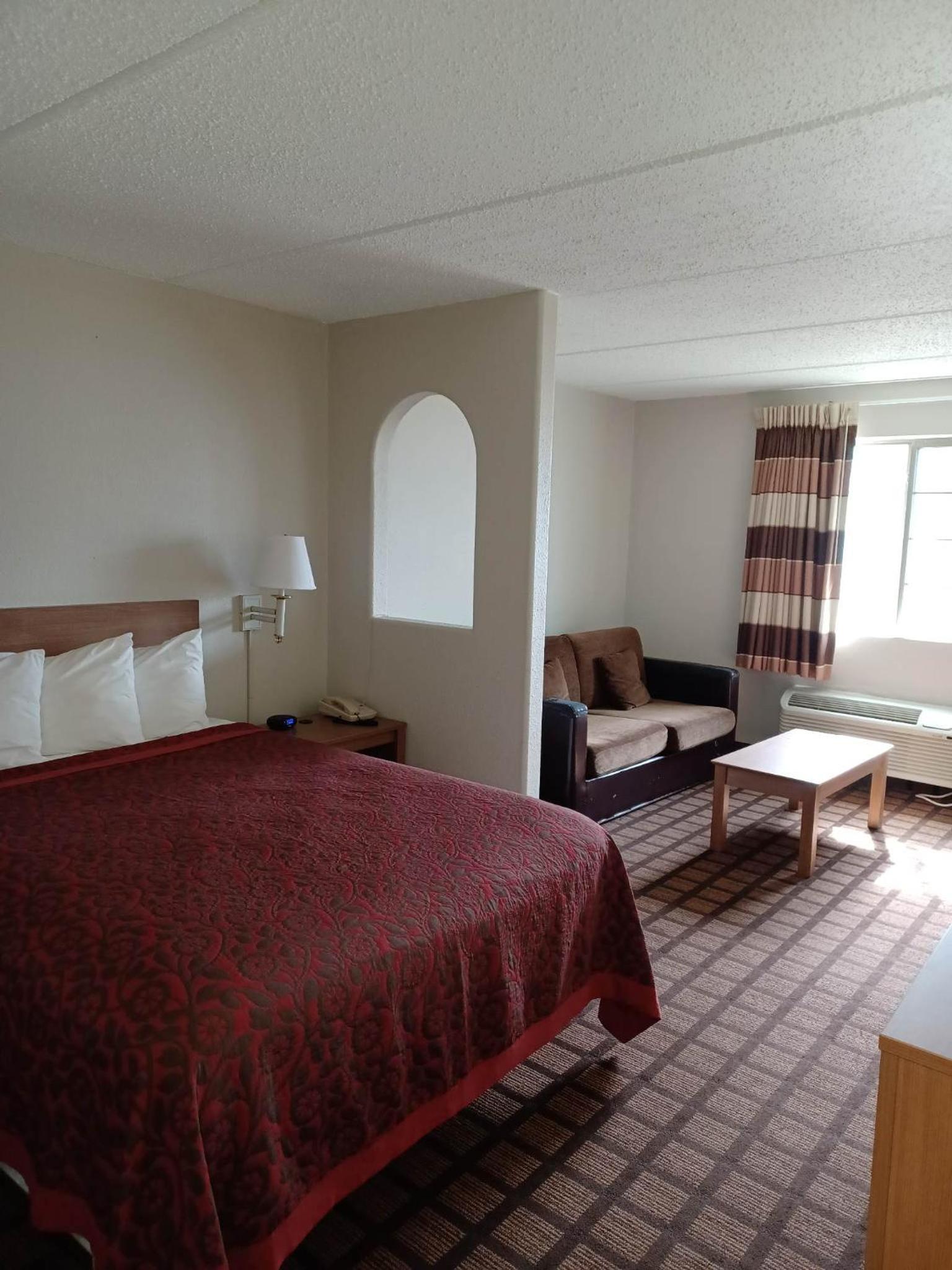 Executive Double Suite - Non-Smoking photo 1