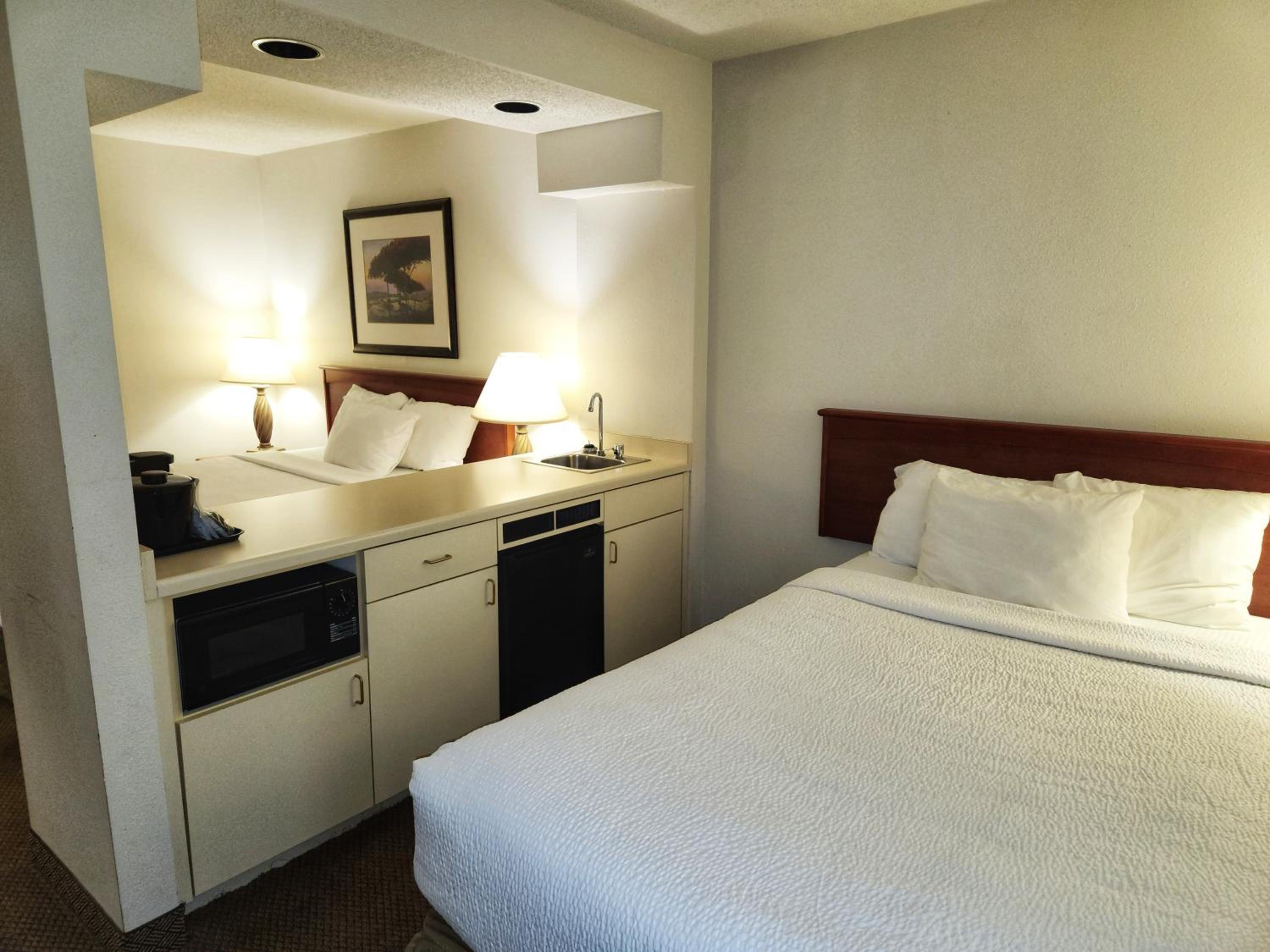 Double Room with Two Double Beds - Non-Smoking - Photo 1