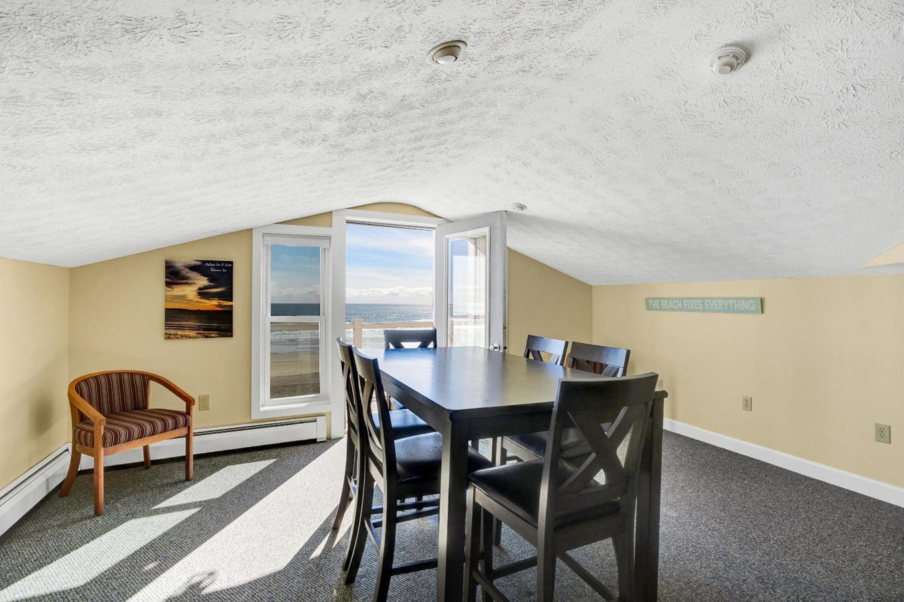 Suite with Kitchen - Suite 37 photo 3