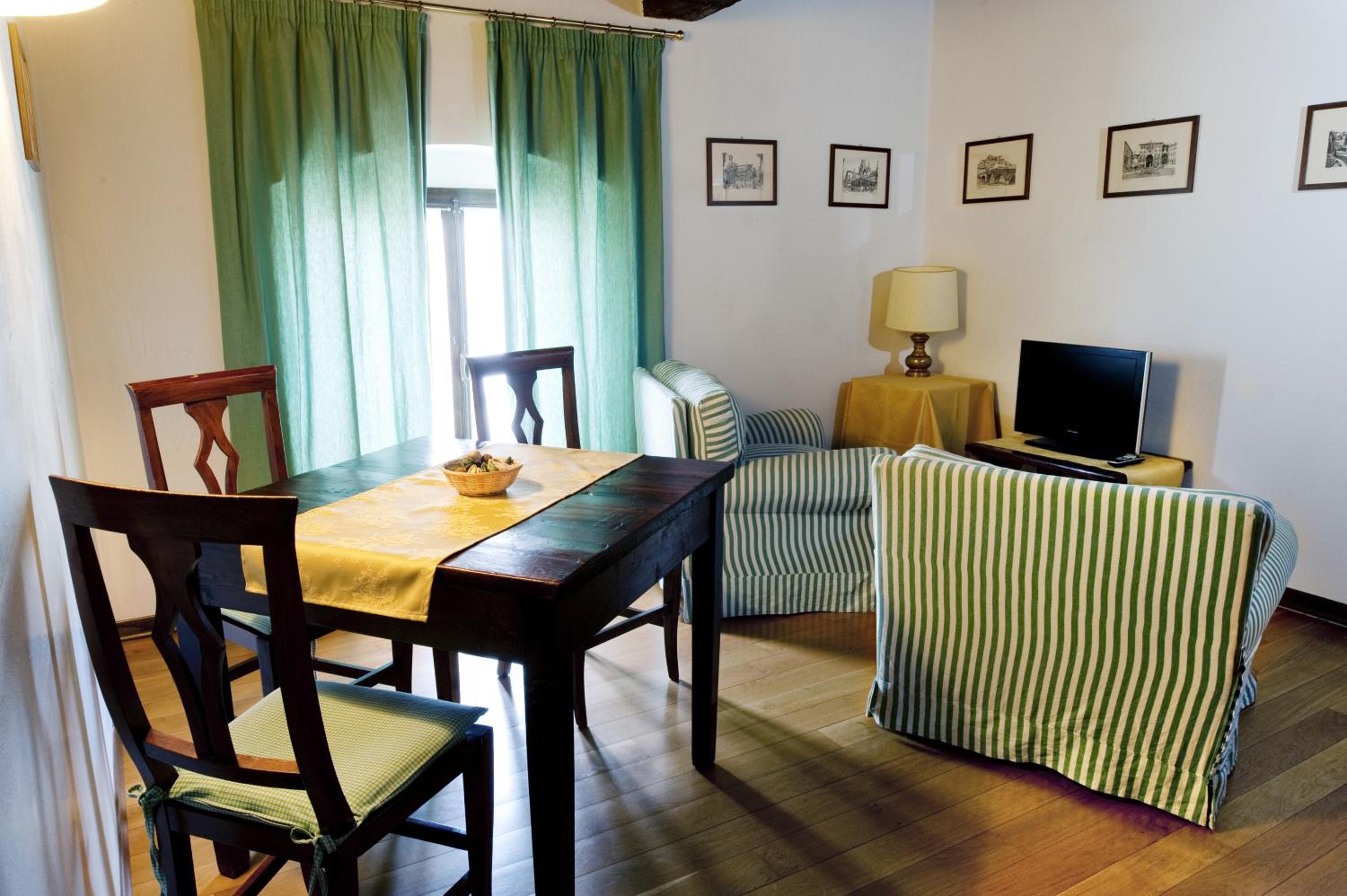 One-Bedroom Apartment (2 Adults) photo 3