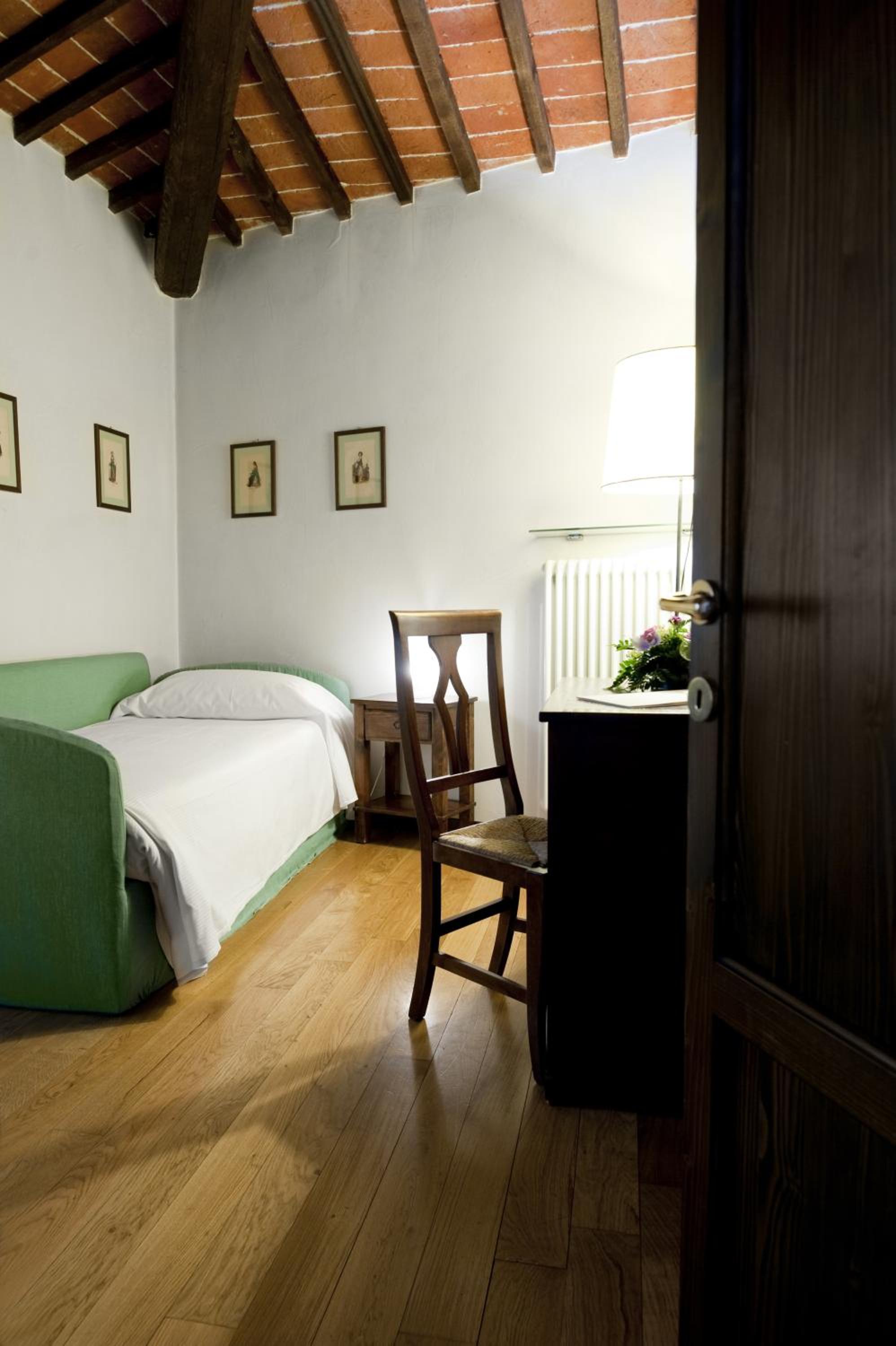 Standard Two-Bedroom Apartment (3 Adults)