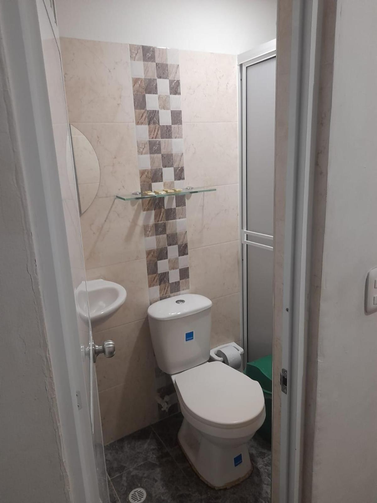 Single Room With Private Bathroom photo 2