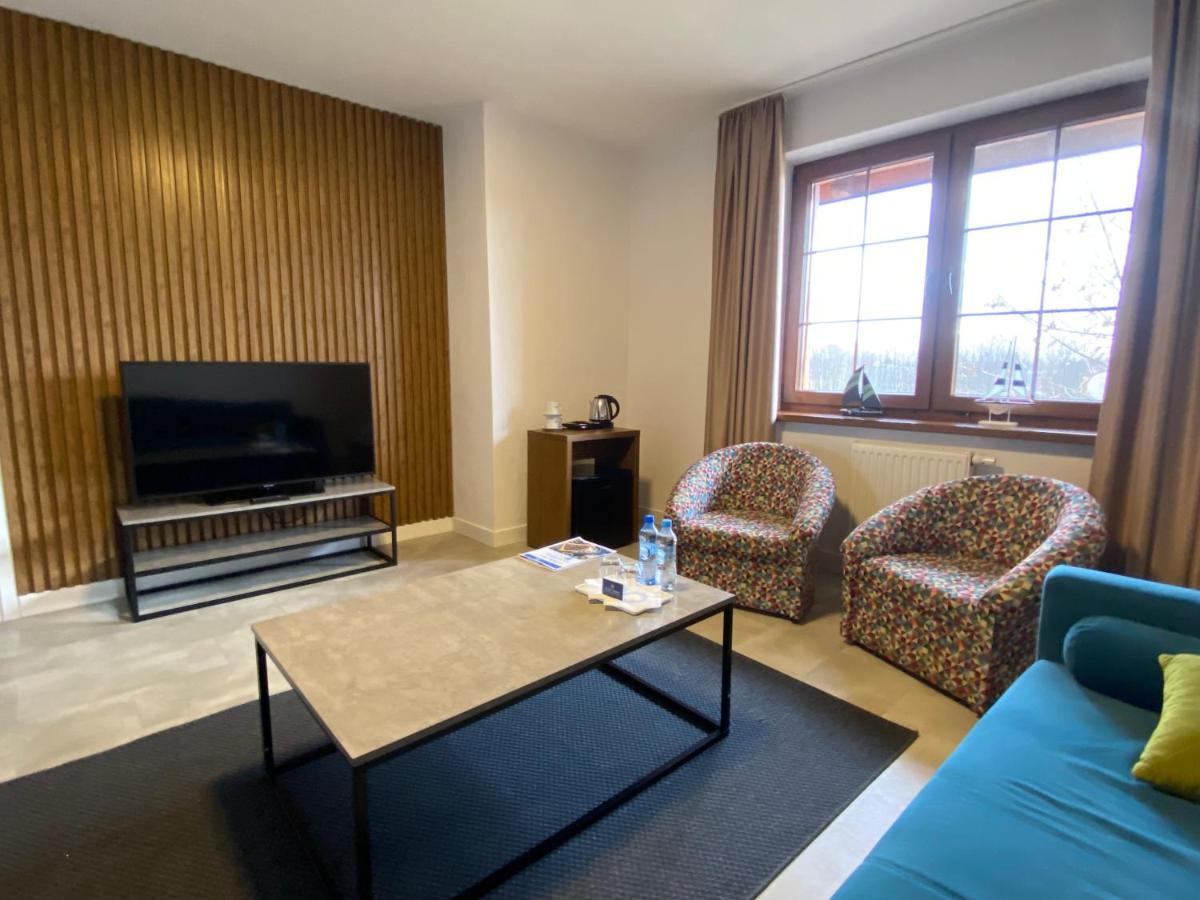 Suite with Balcony - Photo 5