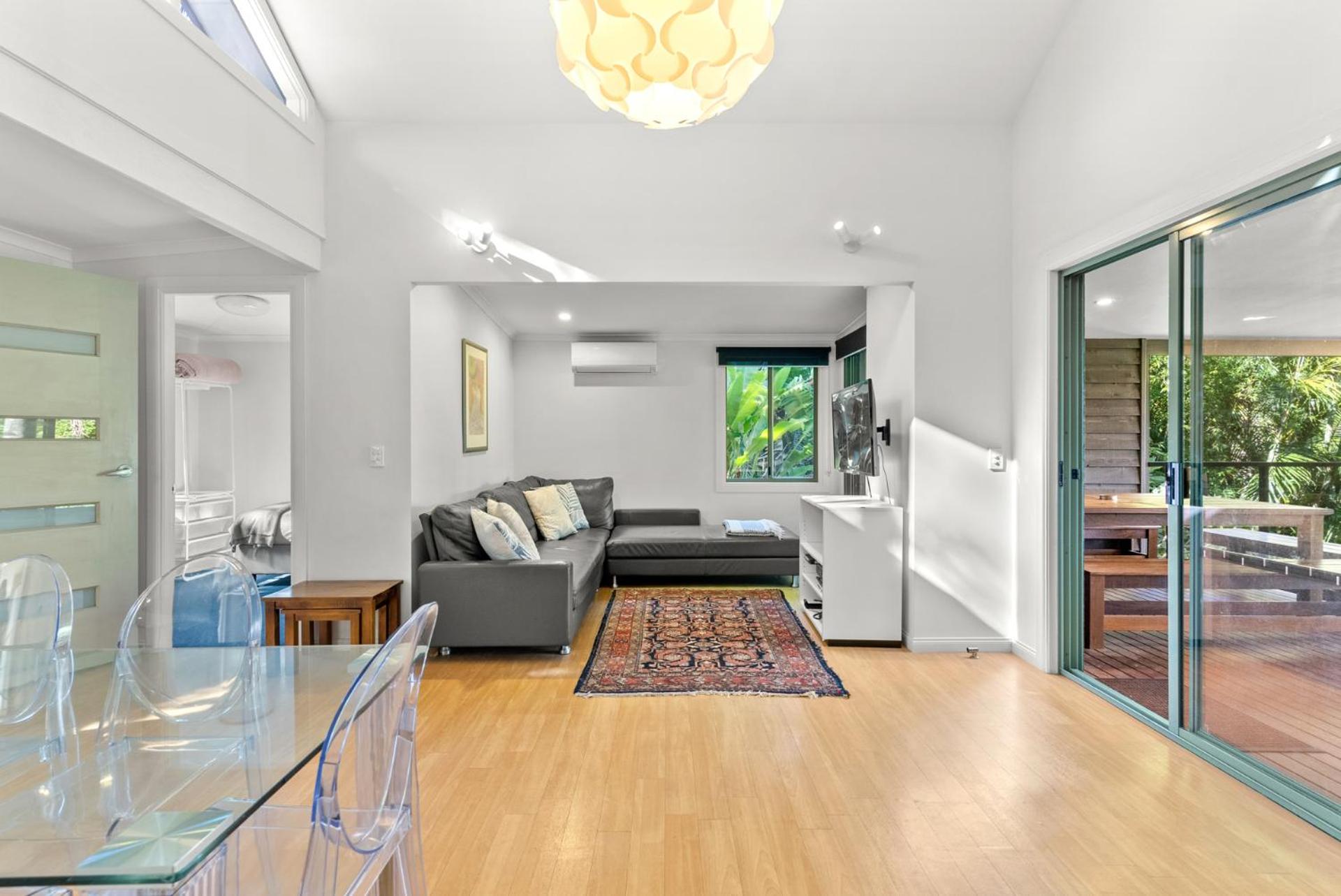 Three-Bedroom House photo 1