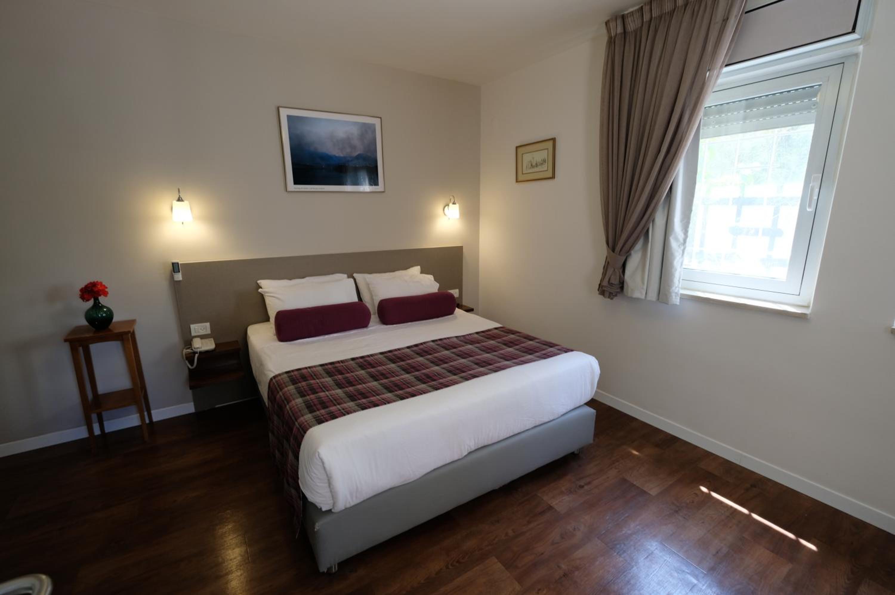 Double Room with Sofa Bed and Garden View