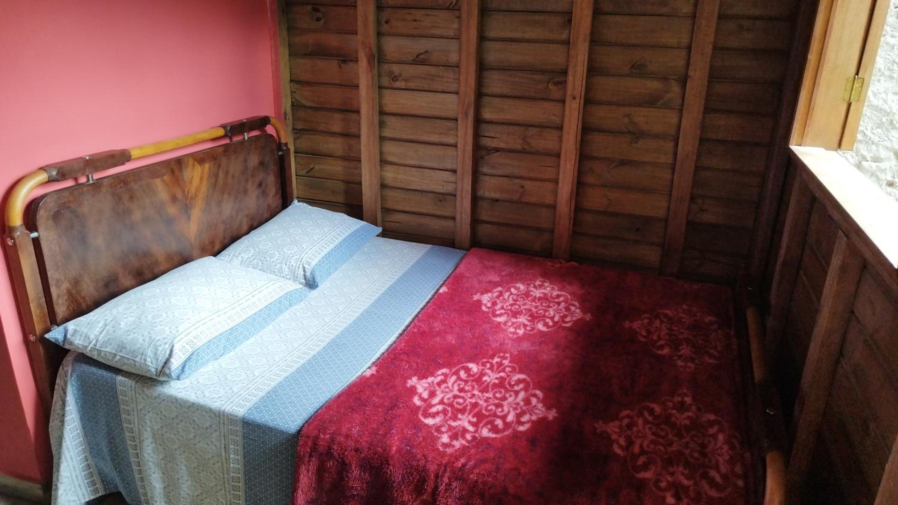 One-Bedroom Bungalow