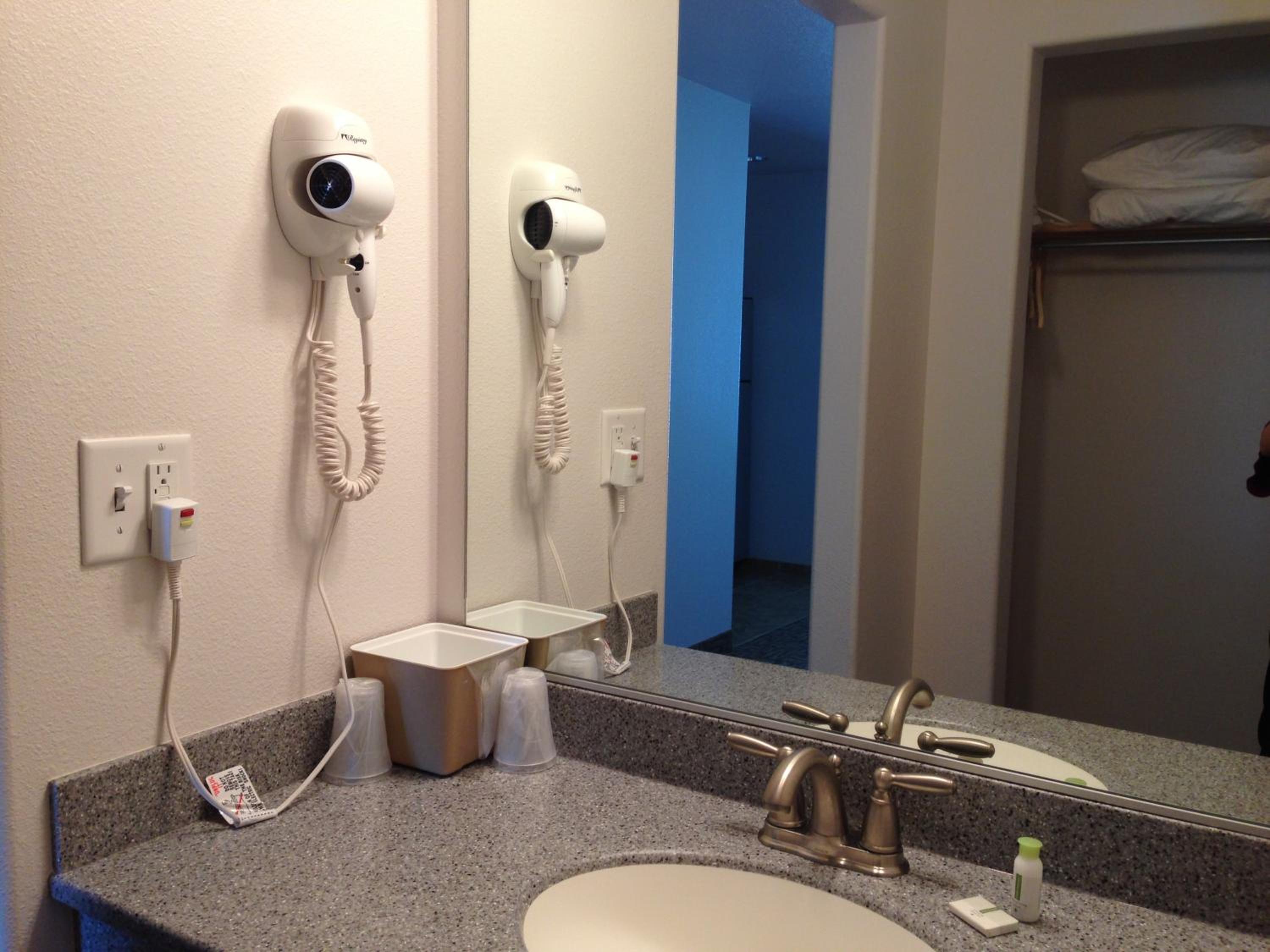 One-Bedroom Suite photo 2