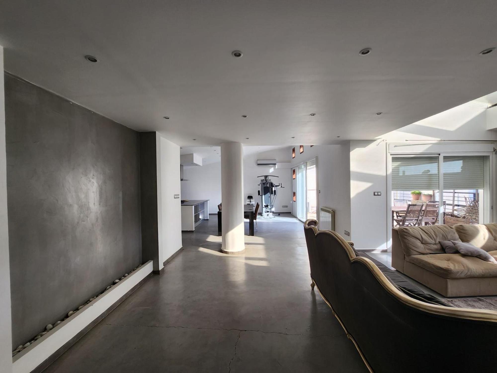 Three-Bedroom Apartment photo 1