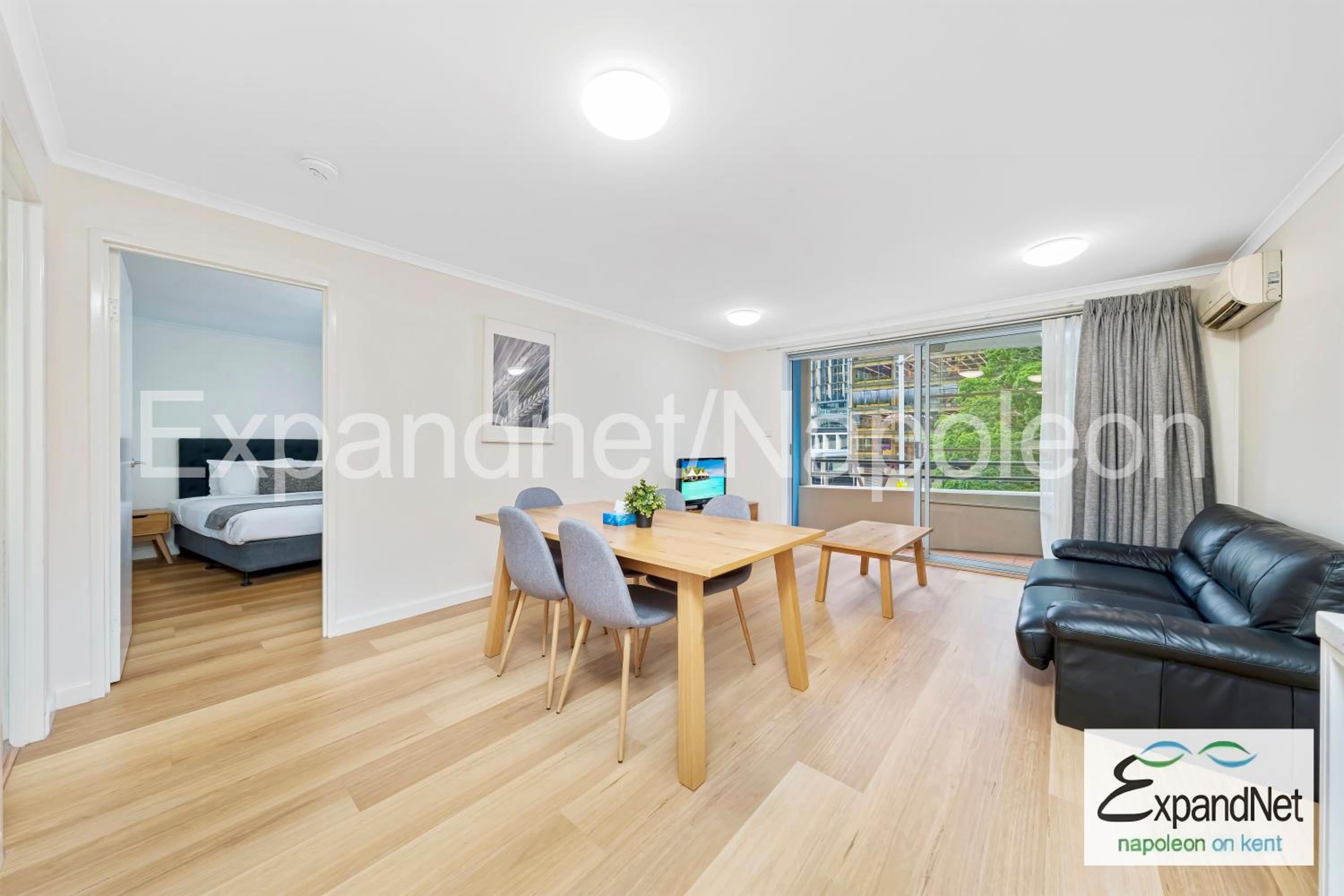 Deluxe Apartment thumbnail 6