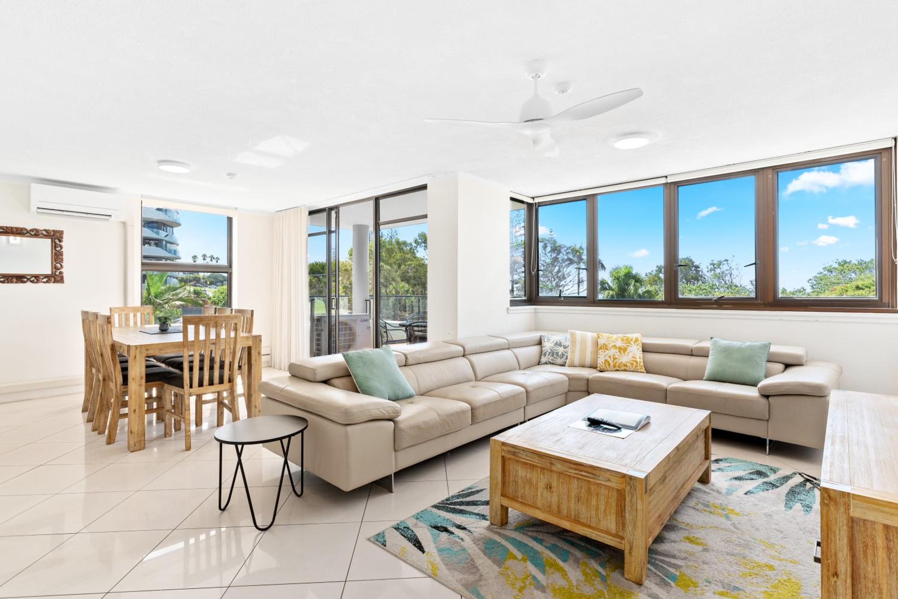 Two-Bedroom Apartment with Balcony - Photo 17