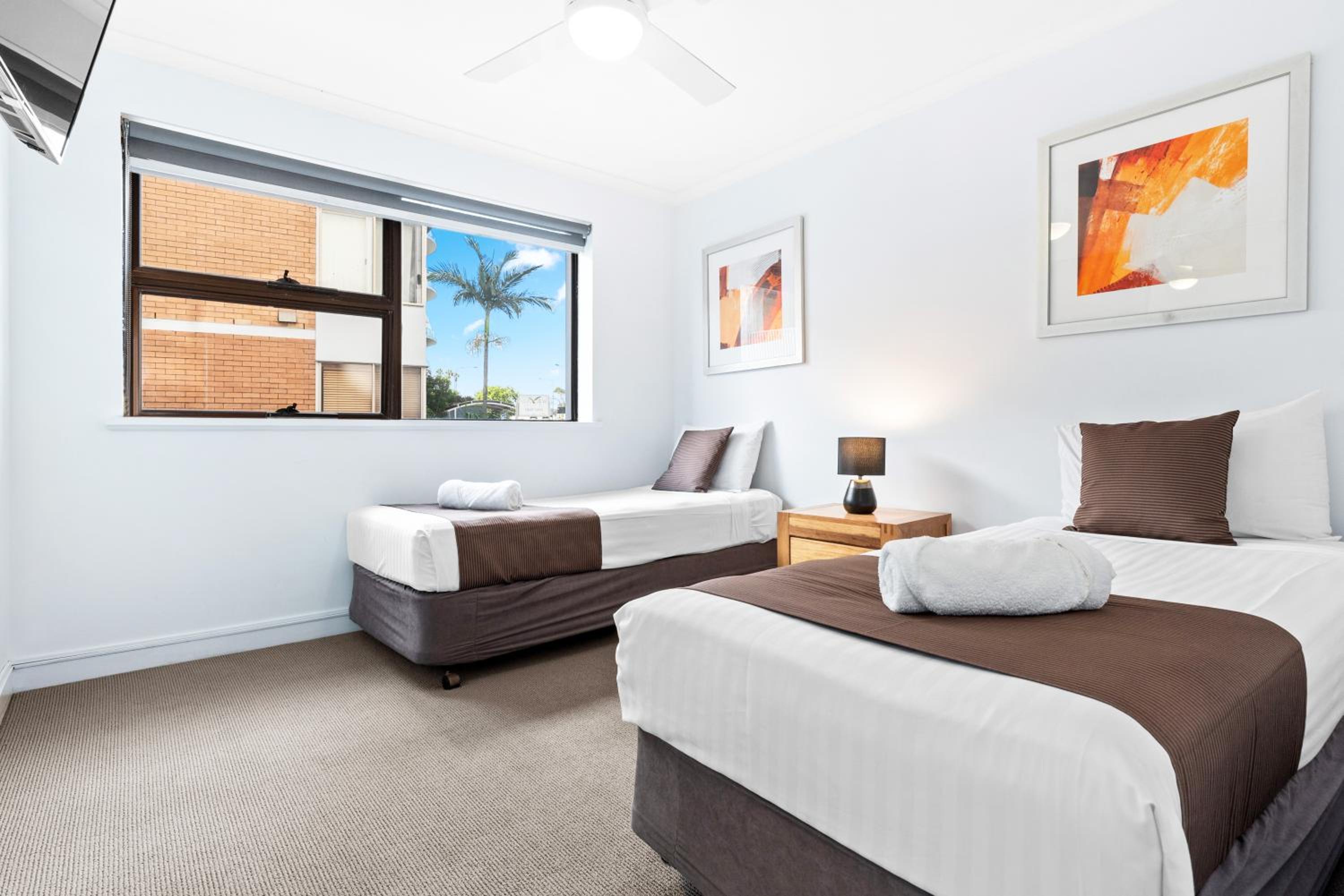 Three-Bedroom Apartment (No Balcony) photo 3