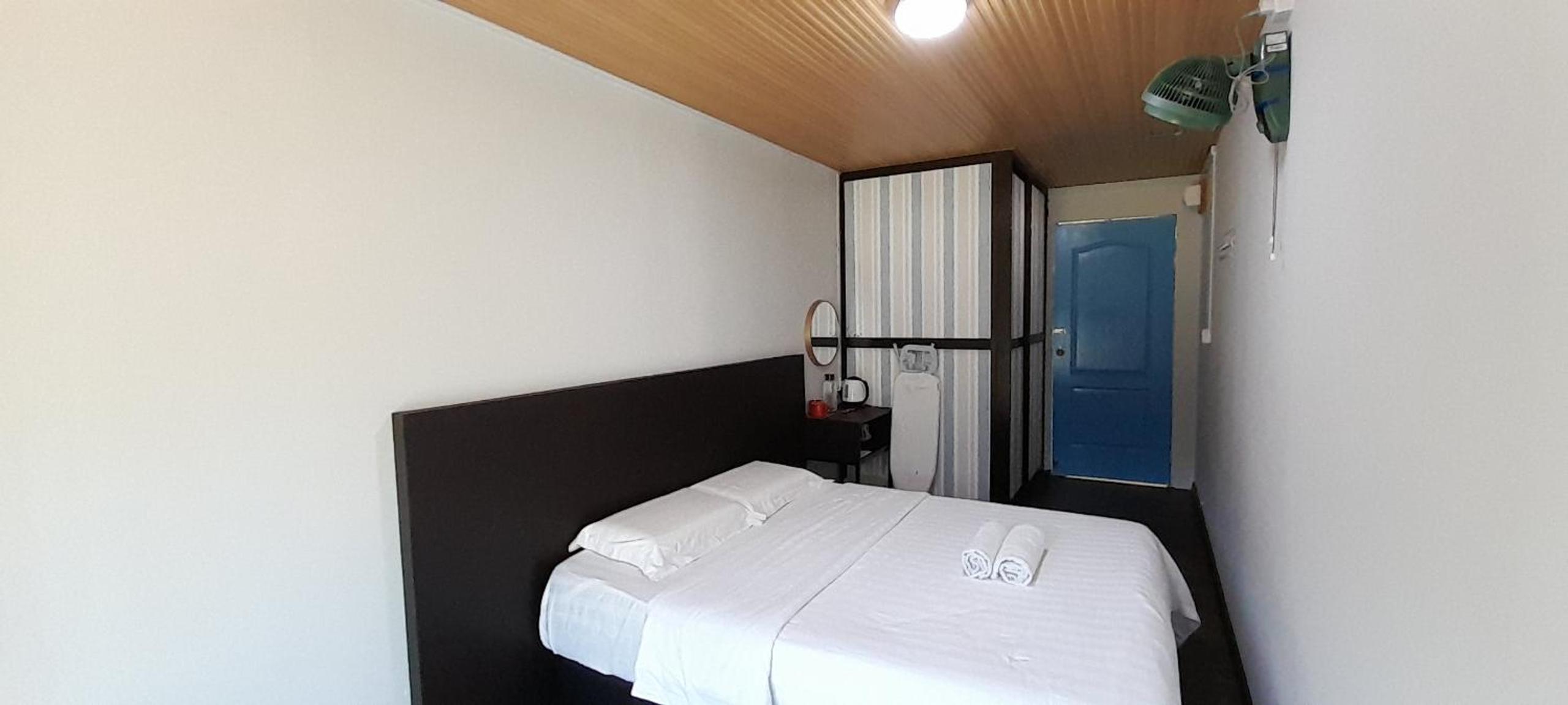 Double Room with Mountain View - Photo 27