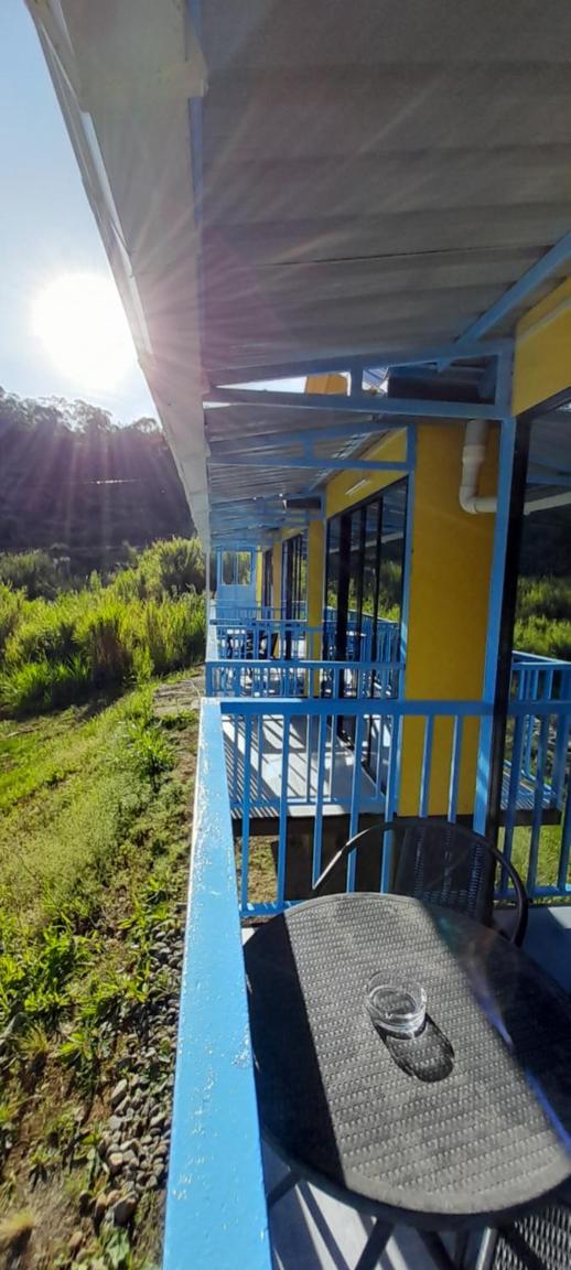 Double Room with Mountain View - Photo 8