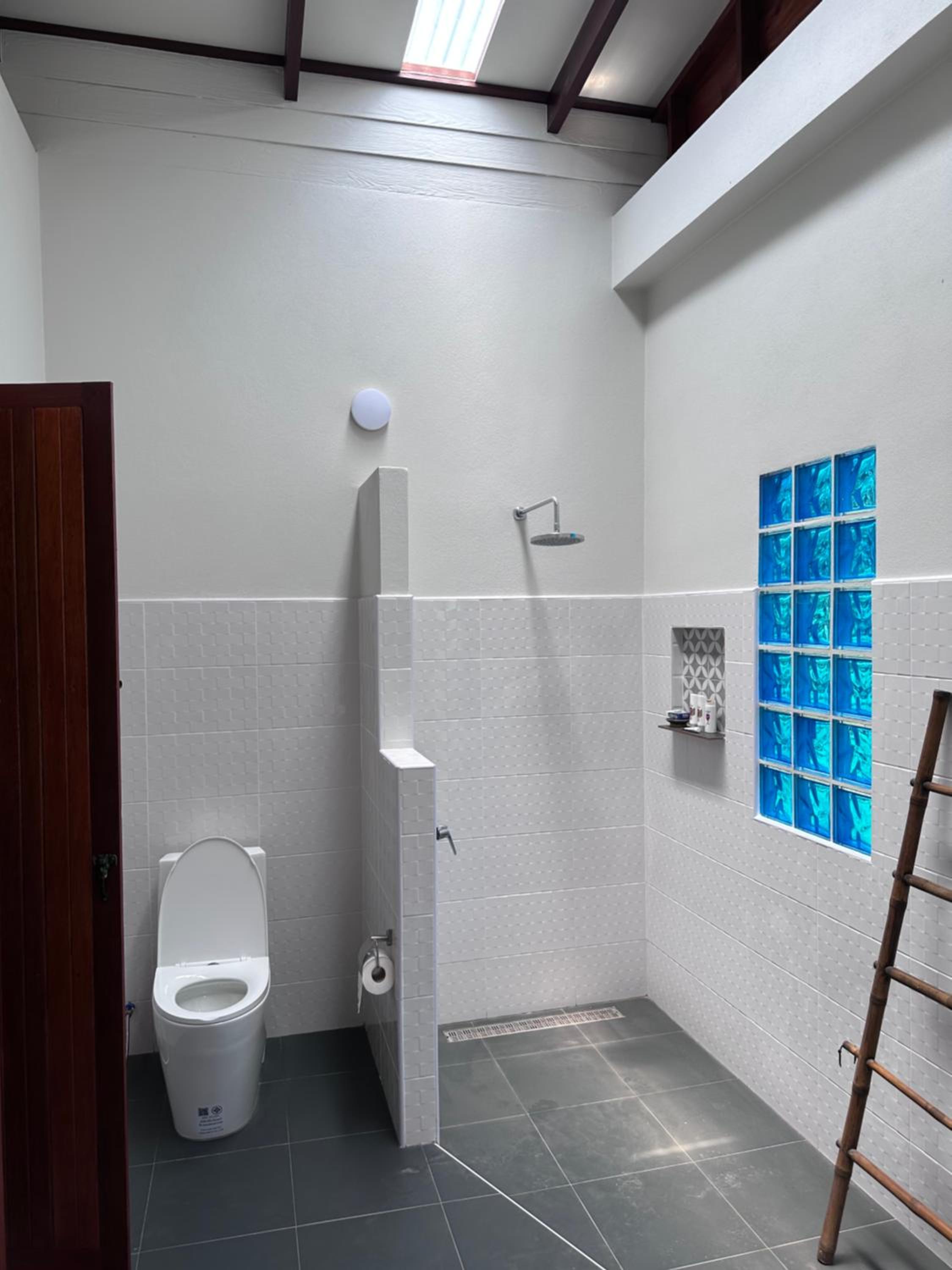 Two-Bedroom Villa - Photo 15