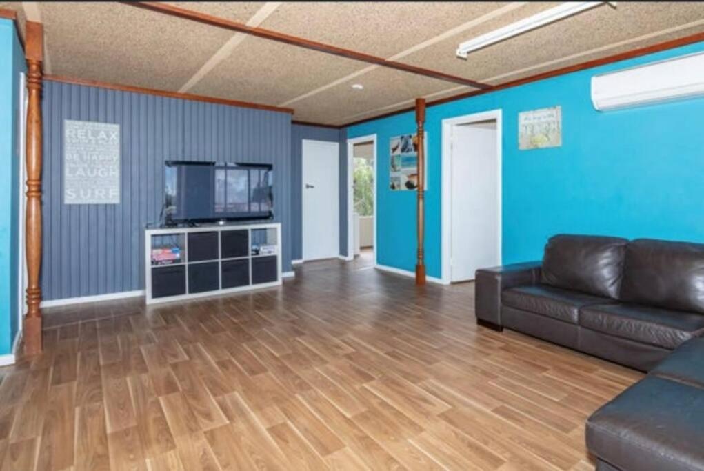 Three-Bedroom House photo 1